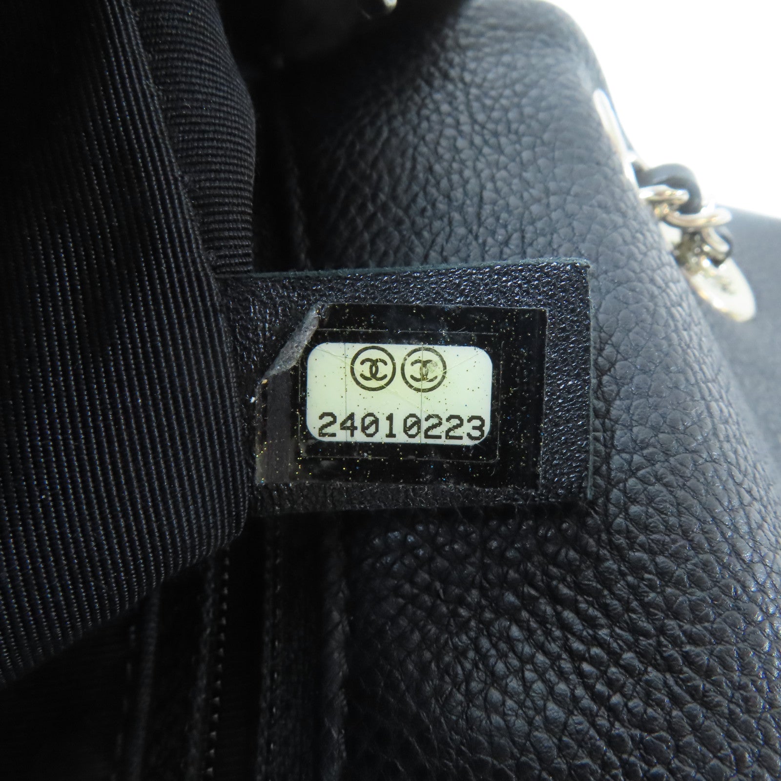 CHANEL 【激減優惠】斜紋牛皮皮革Chain Shoulder銀扣鏈帶肩背袋黑色