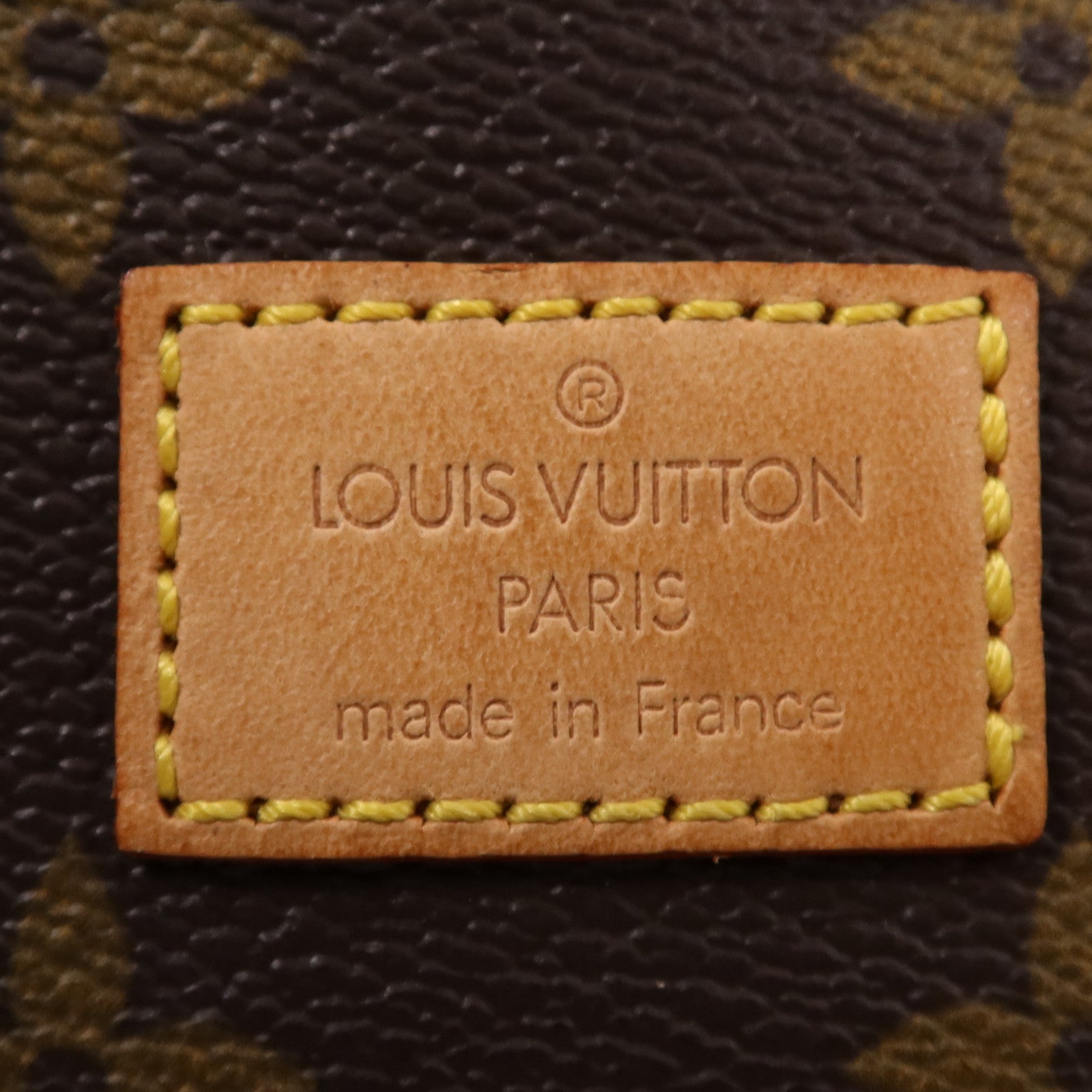 LOUIS VUITTON Monogram Saumur 30金扣肩背袋