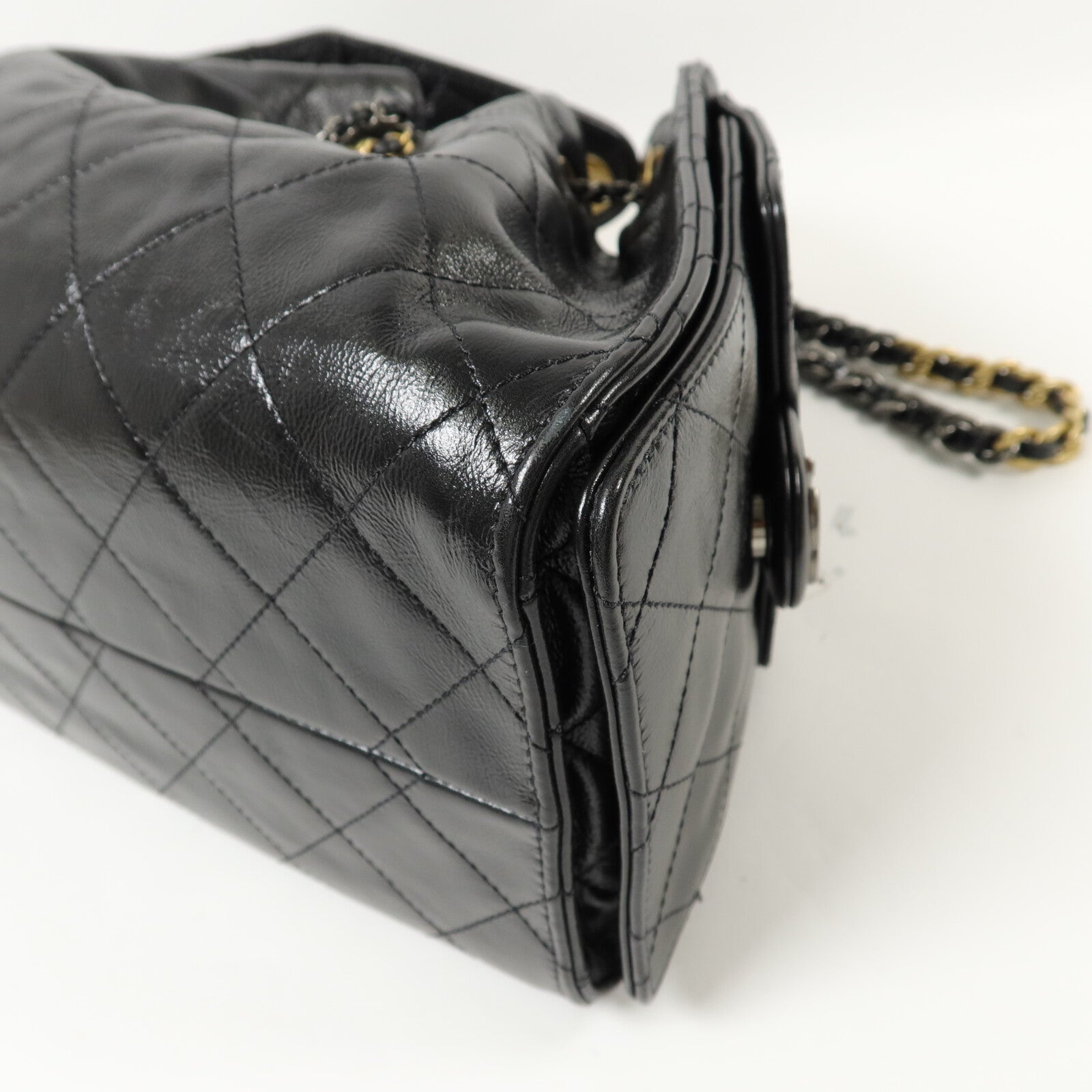 CHANEL 牛皮皮革Chanel 25 Small鏈帶肩背袋