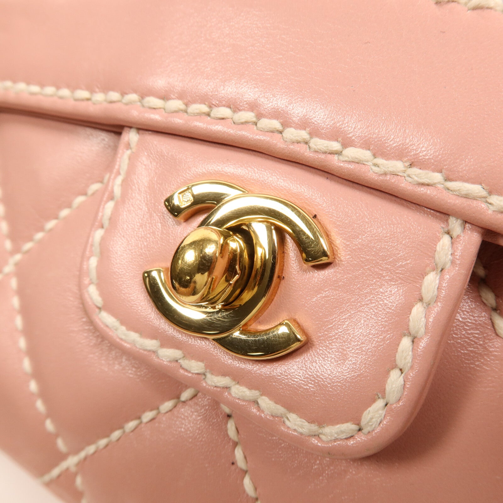 CHANEL 牛皮皮革Wild Stitch Matelasse金扣手挽袋