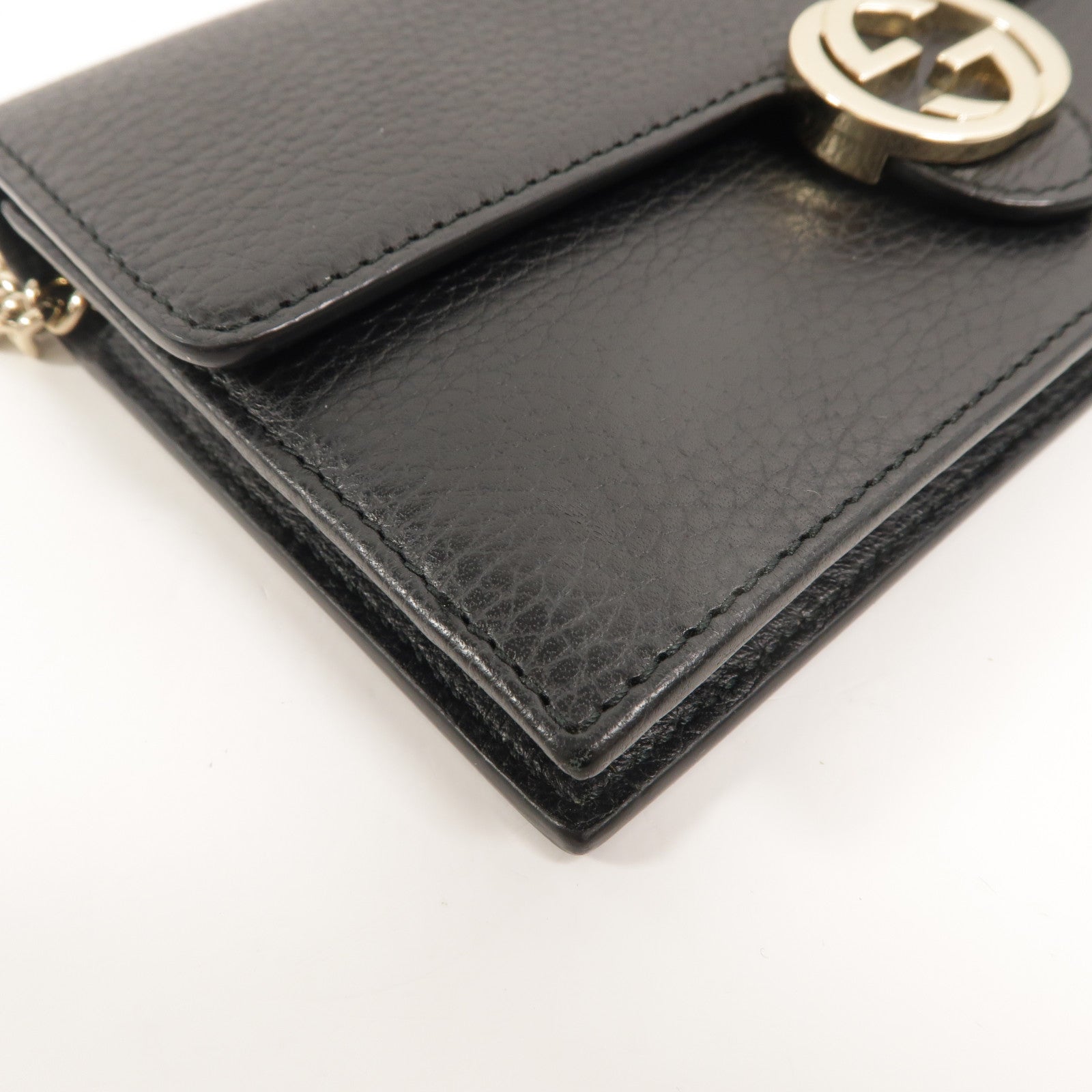 GUCCI 牛皮皮革Interlocking G WOC鏈帶肩背袋