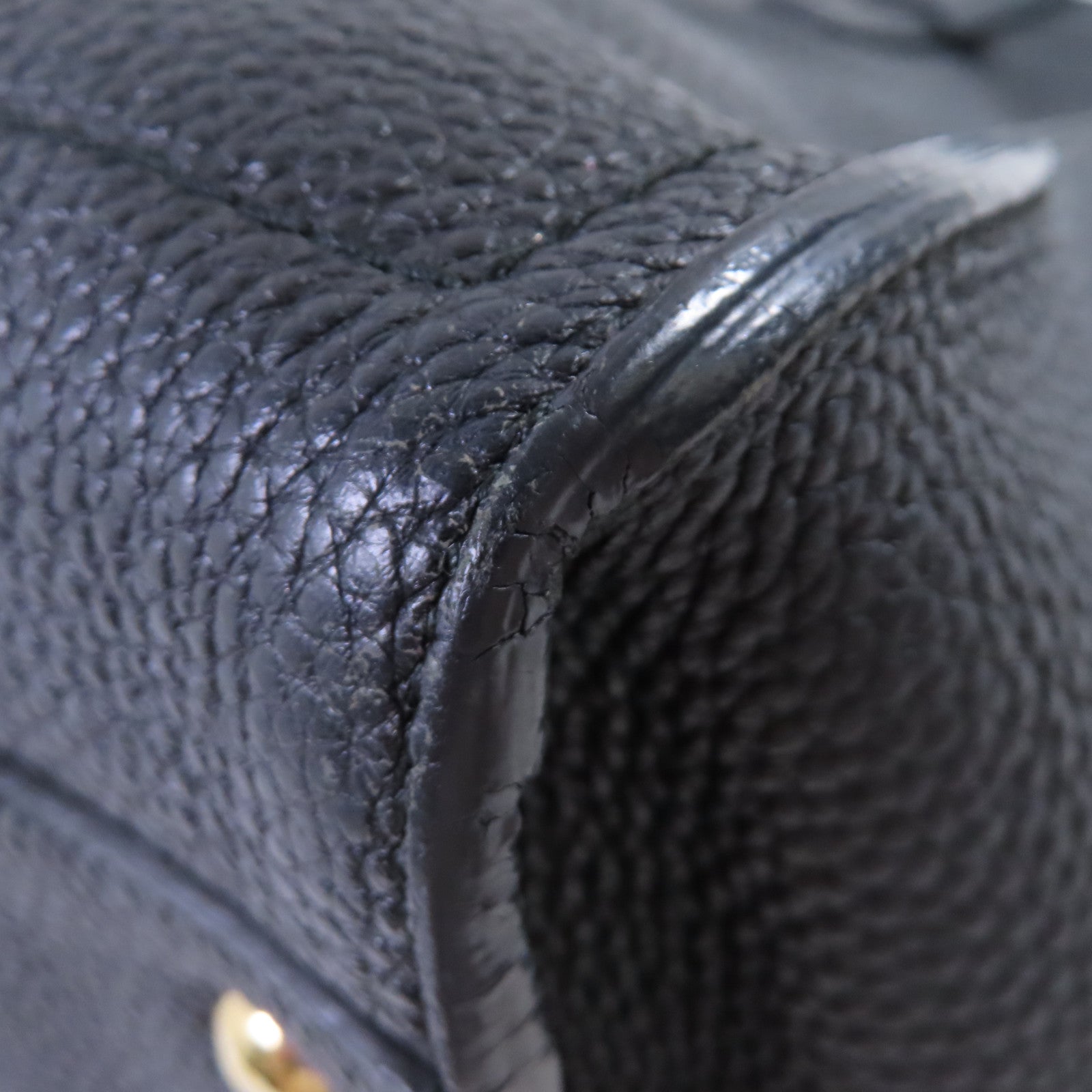 Salvatore Ferragamo 牛皮皮革Shoulder Bag金扣肩背袋黑色