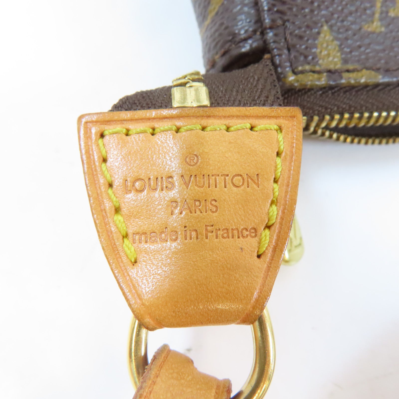 LOUIS VUITTON Monogram Pochette Accessories金扣肩背袋啡色