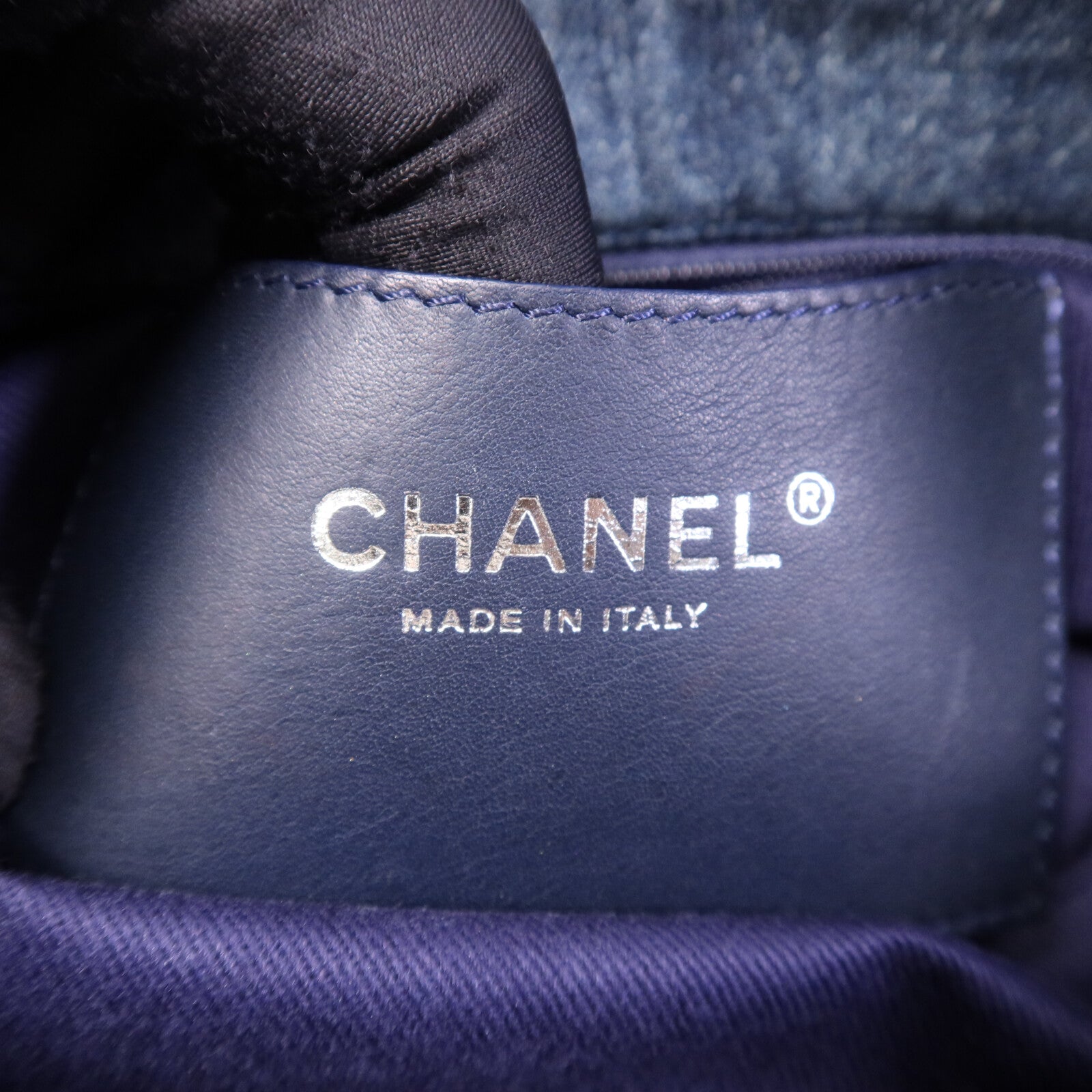 CHANEL 牛仔布Chain Shoulder Bag銀扣鏈帶肩背袋