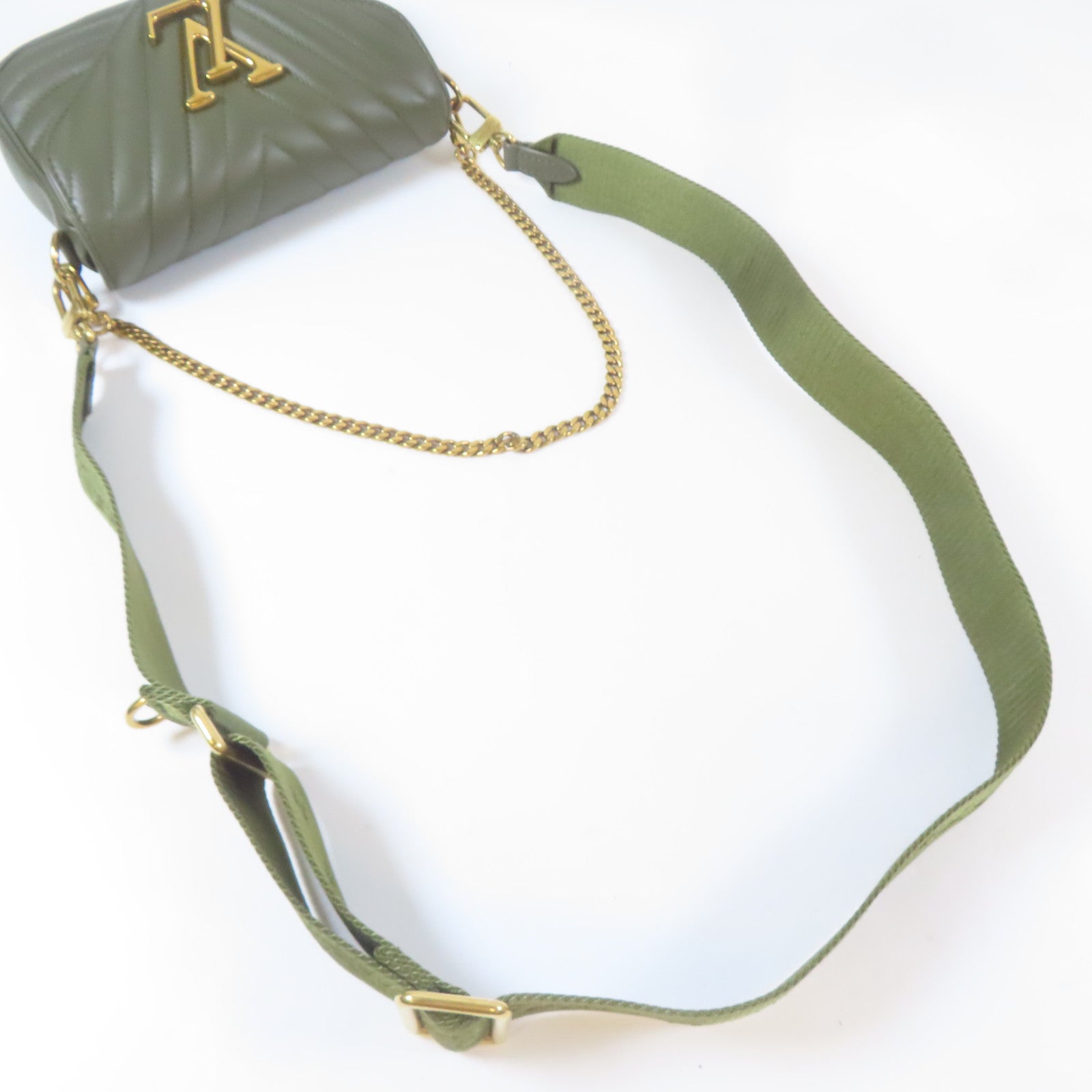 LOUIS VUITTON 牛皮皮革New Wave Multi Pochette金扣手挽肩背兩用袋綠色