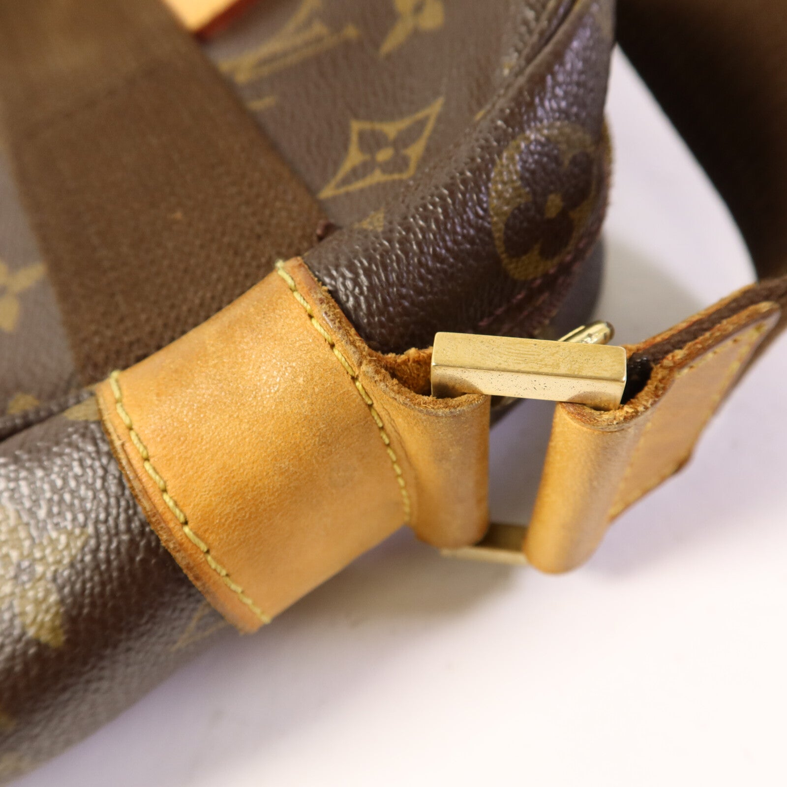 LOUIS VUITTON Monogram Sac Bosphore金扣手挽肩背兩用袋