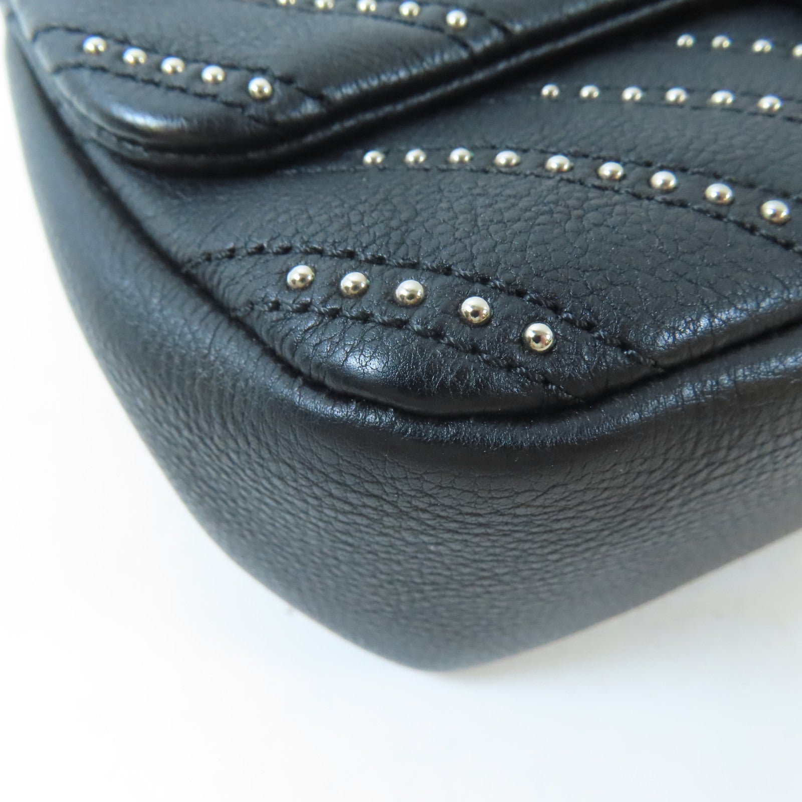 CHANEL 【激減優惠】斜紋牛皮皮革Chain Shoulder銀扣鏈帶肩背袋黑色