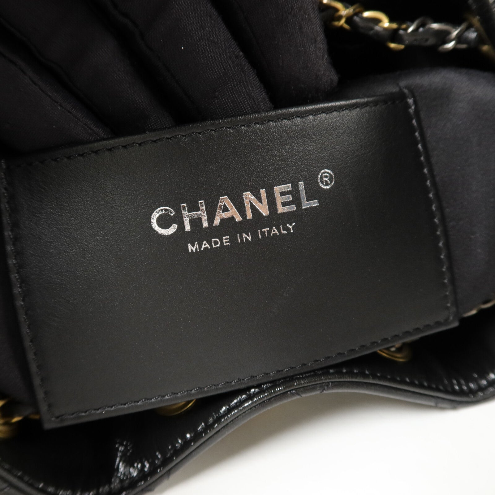 CHANEL 牛皮皮革Chanel 25 Small鏈帶肩背袋