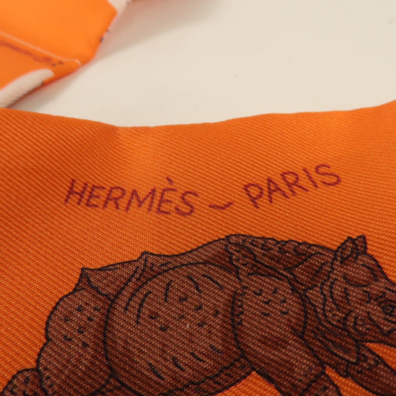 HERMES 絲質Twilly絲巾