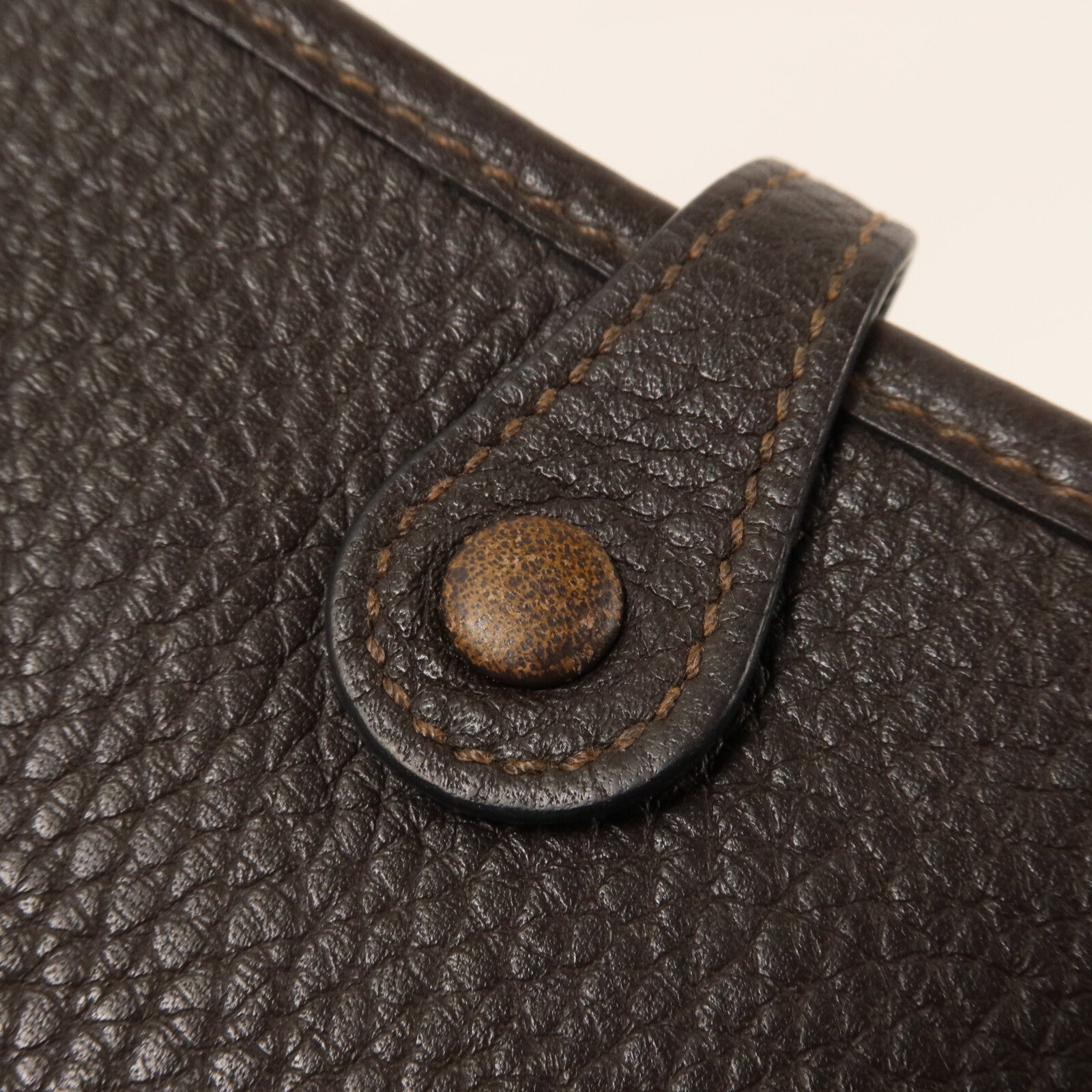 HERMES Clemence皮革Evelyne TPM肩背袋Ebene