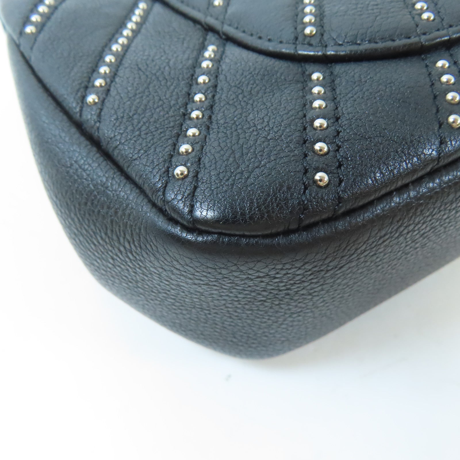 CHANEL 【激減優惠】斜紋牛皮皮革Chain Shoulder銀扣鏈帶肩背袋黑色