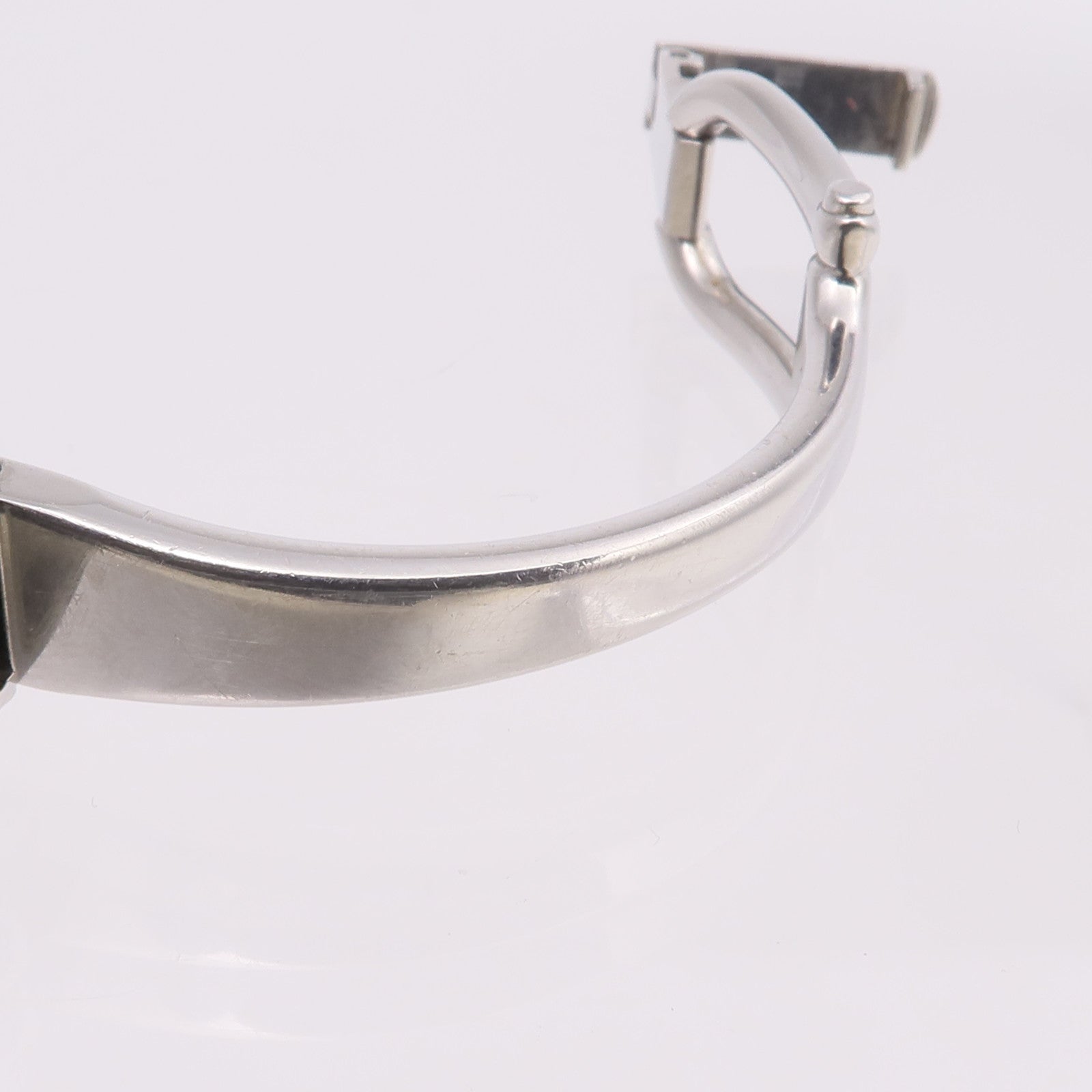 GUCCI Bangle Watch 1500L