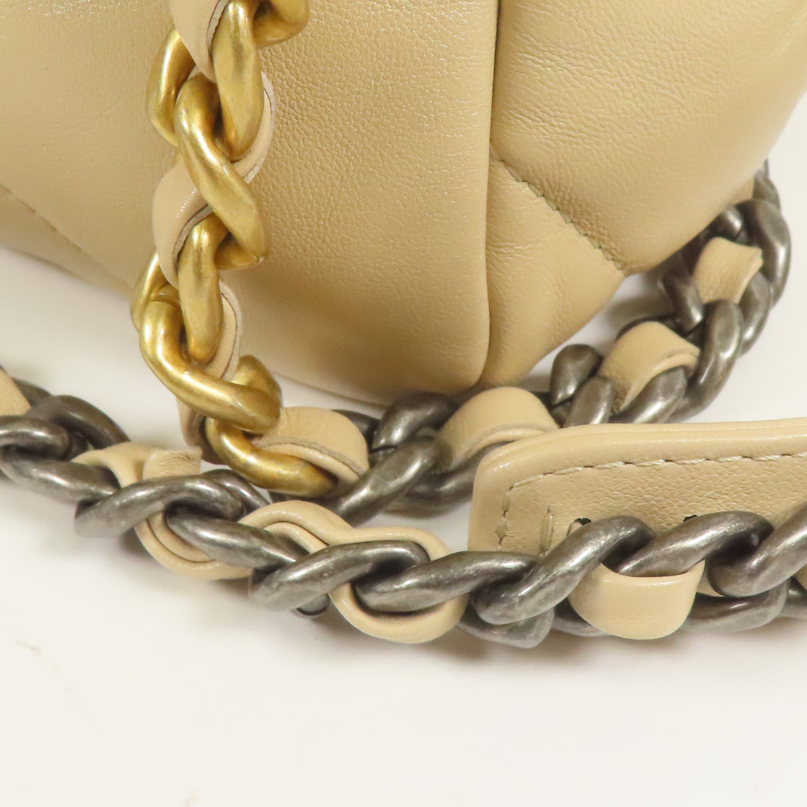 CHANEL 羊皮皮革C19手挽肩背兩用袋