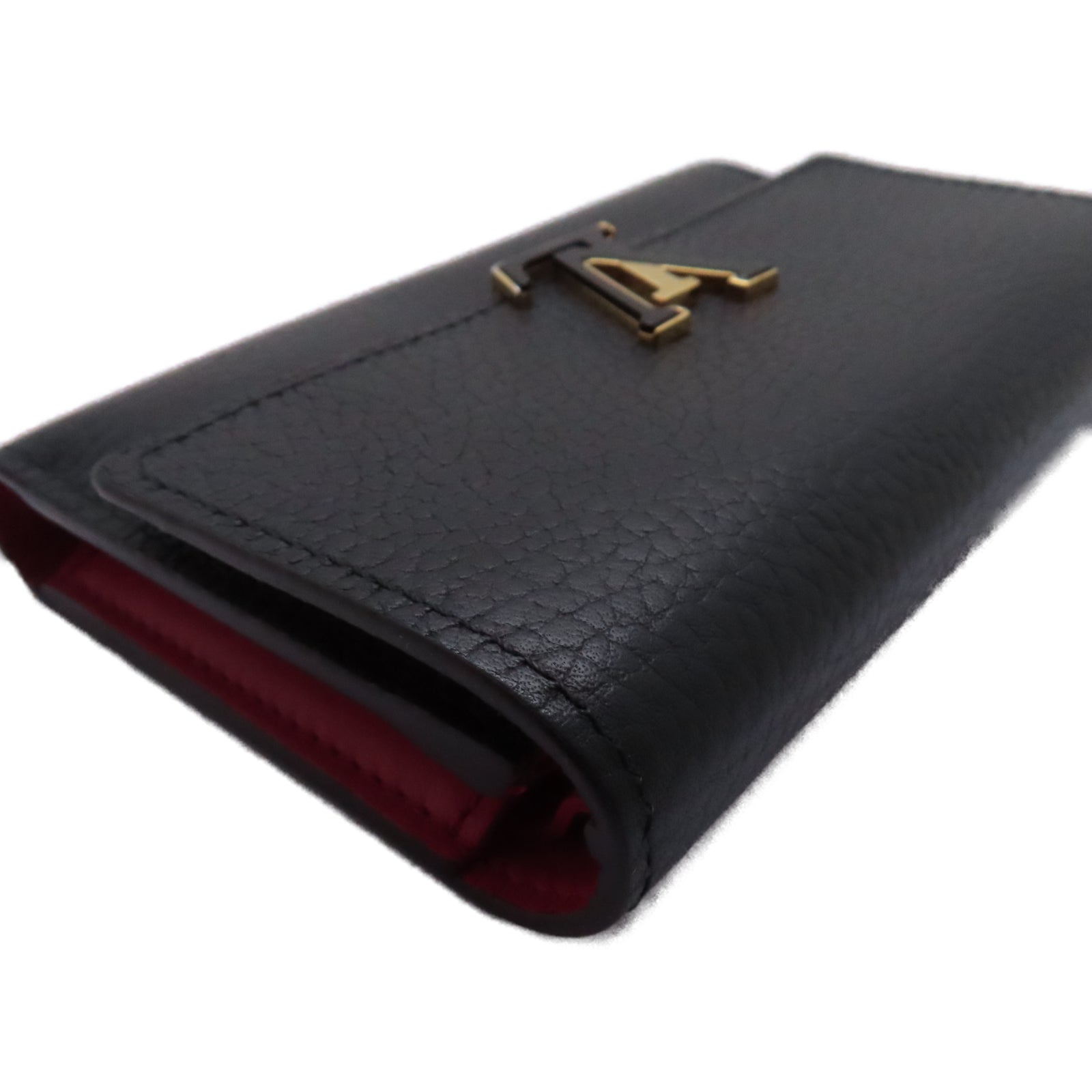 LOUIS VUITTON Taurillon Capucines Compact Wallet金扣錢包黑色