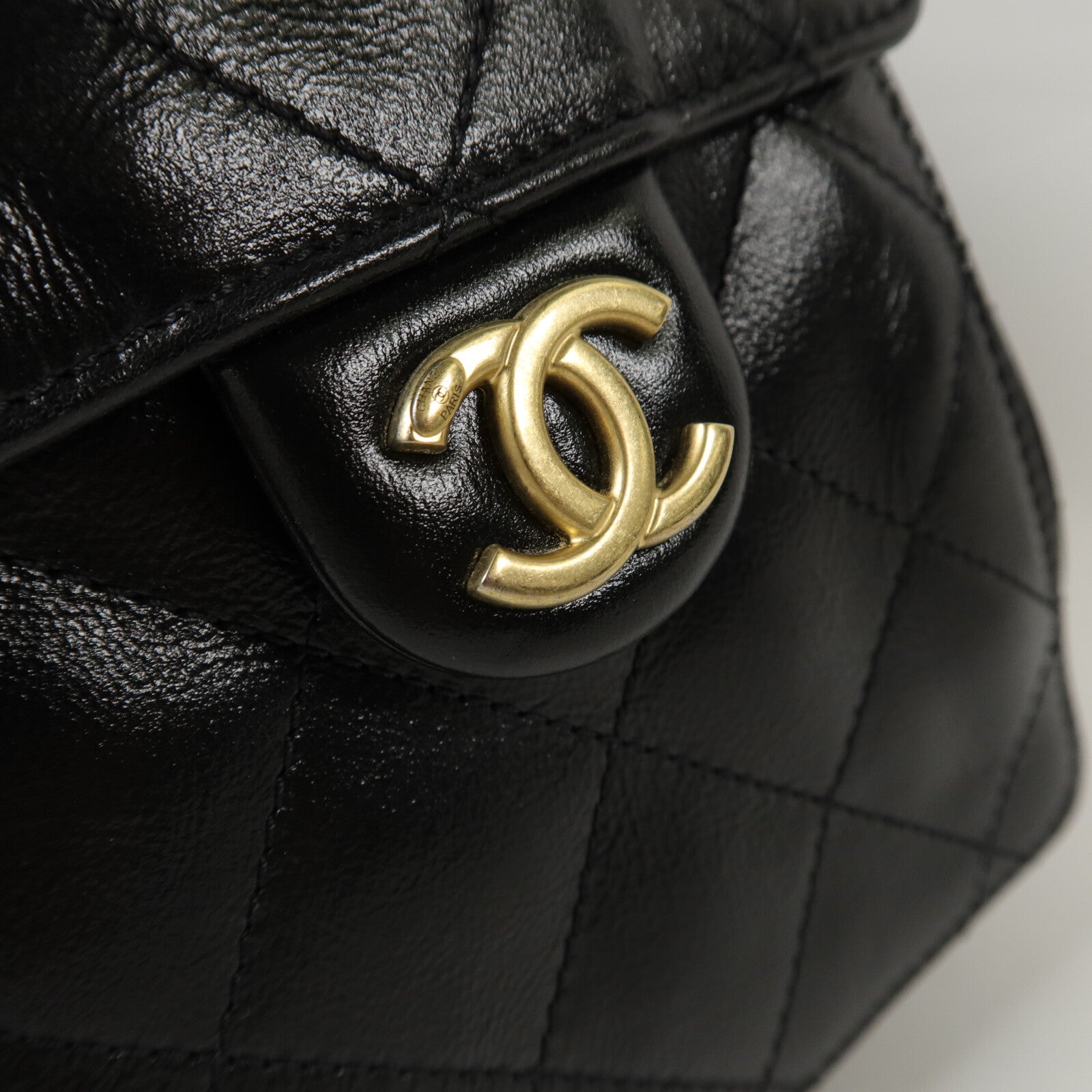CHANEL 牛皮皮革Chanel 25 Small鏈帶肩背袋
