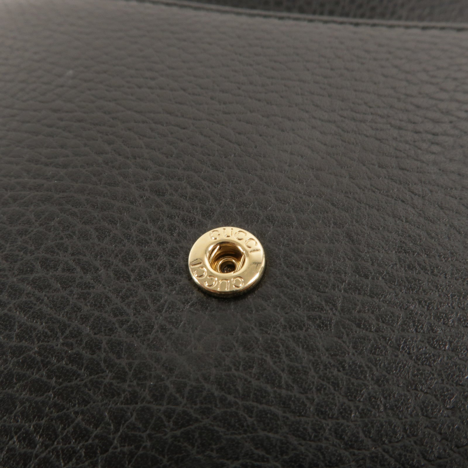 GUCCI 牛皮皮革Interlocking G WOC鏈帶肩背袋