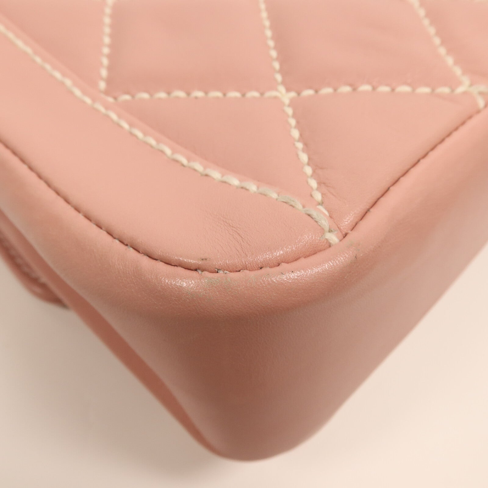 CHANEL 牛皮皮革Wild Stitch Matelasse金扣手挽袋