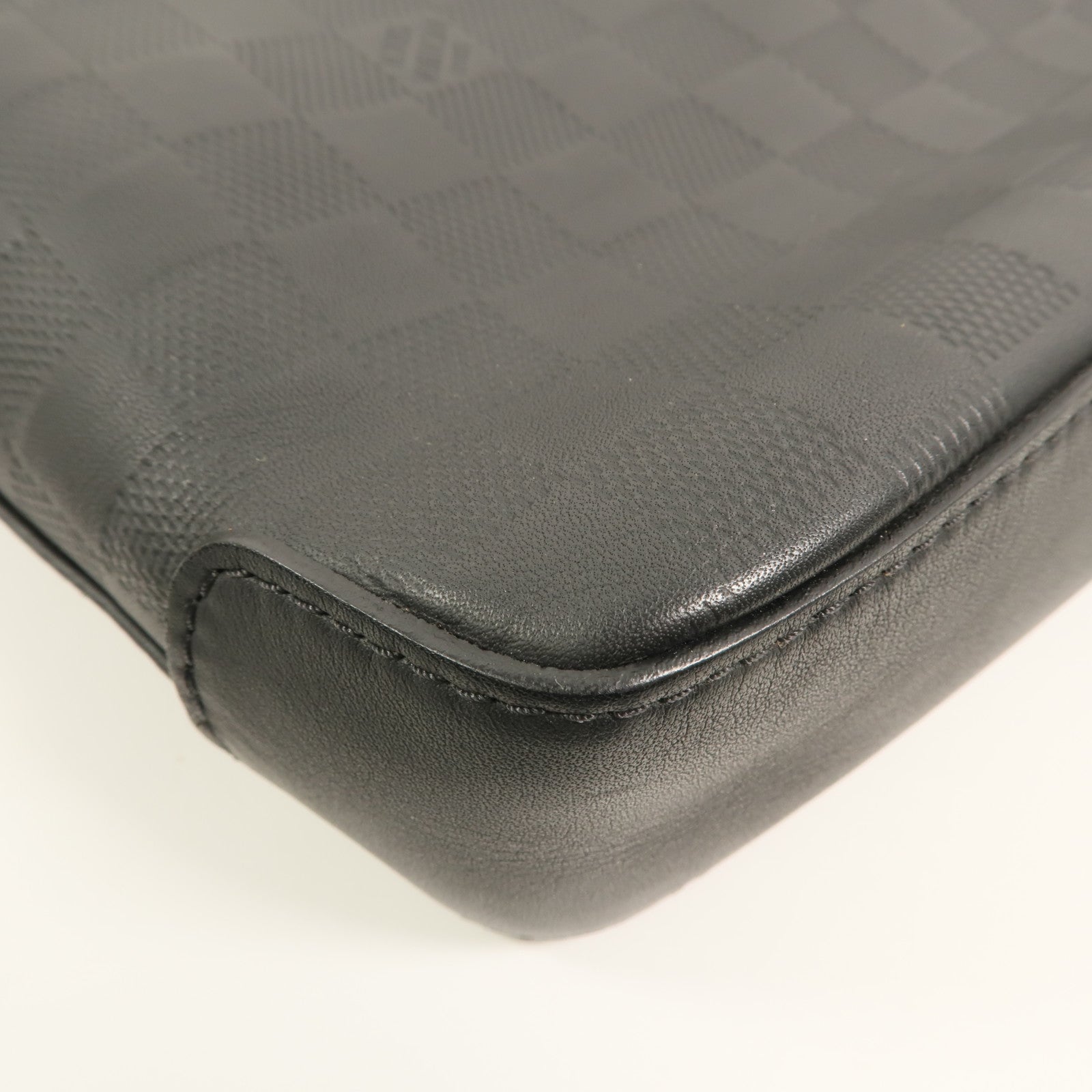 LOUIS VUITTON Monogram Eclipse District PM肩背袋