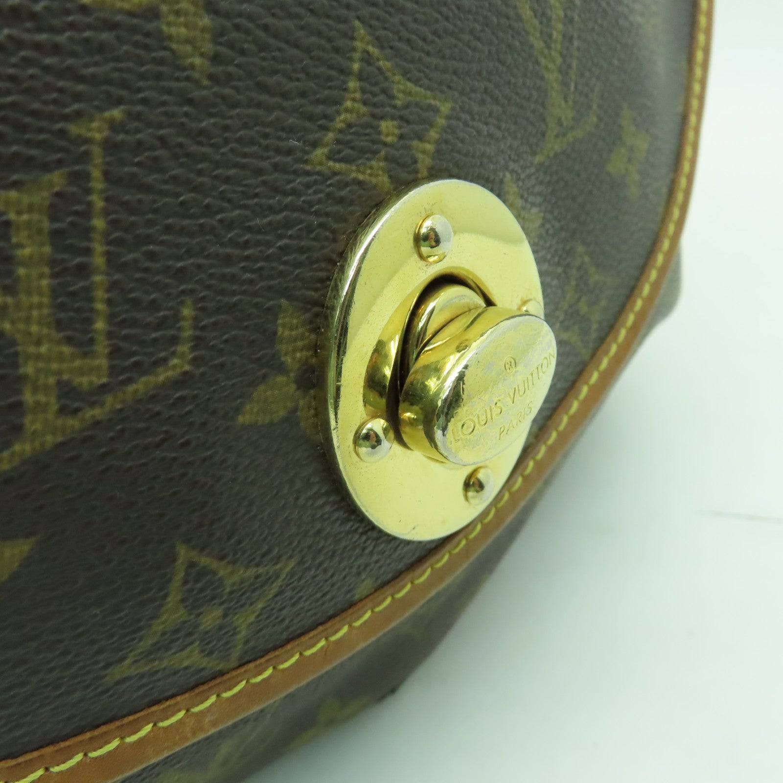LOUIS VUITTON 【清倉大減價】Monogram Tulum GM金扣肩背袋棕色