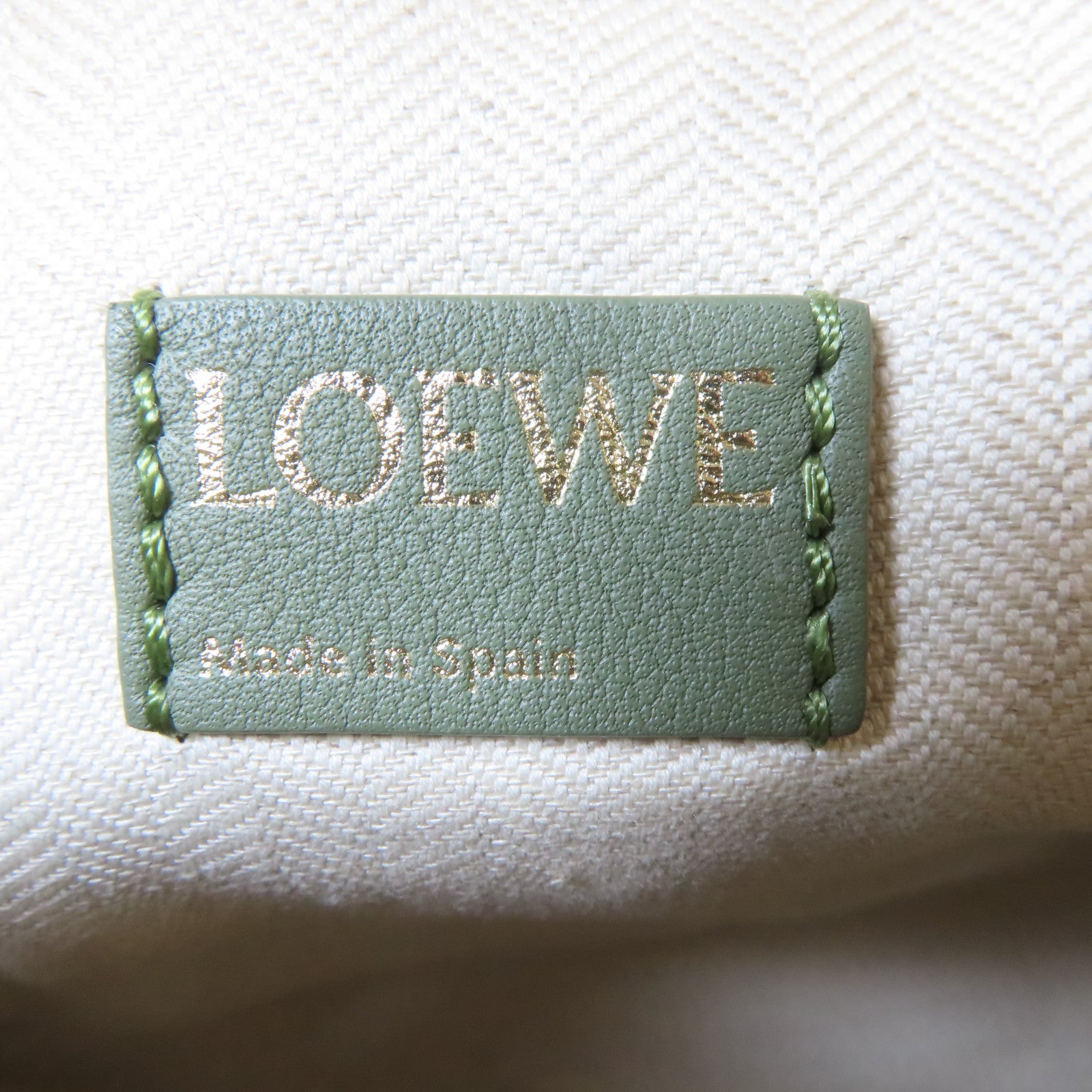 LOEWE 帆布Cubi Hand Bag金扣手挽袋綠色
