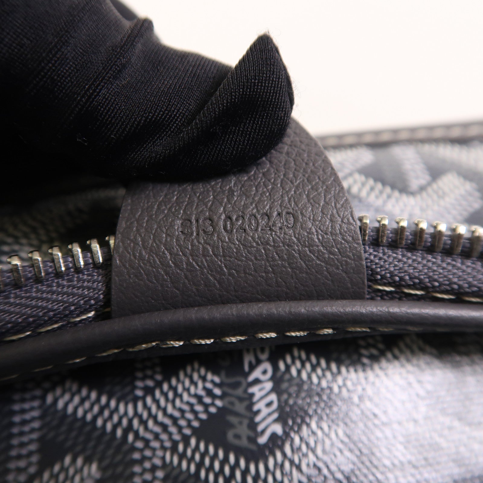 GOYARD 塗層帆布Artis MM銀扣肩背袋