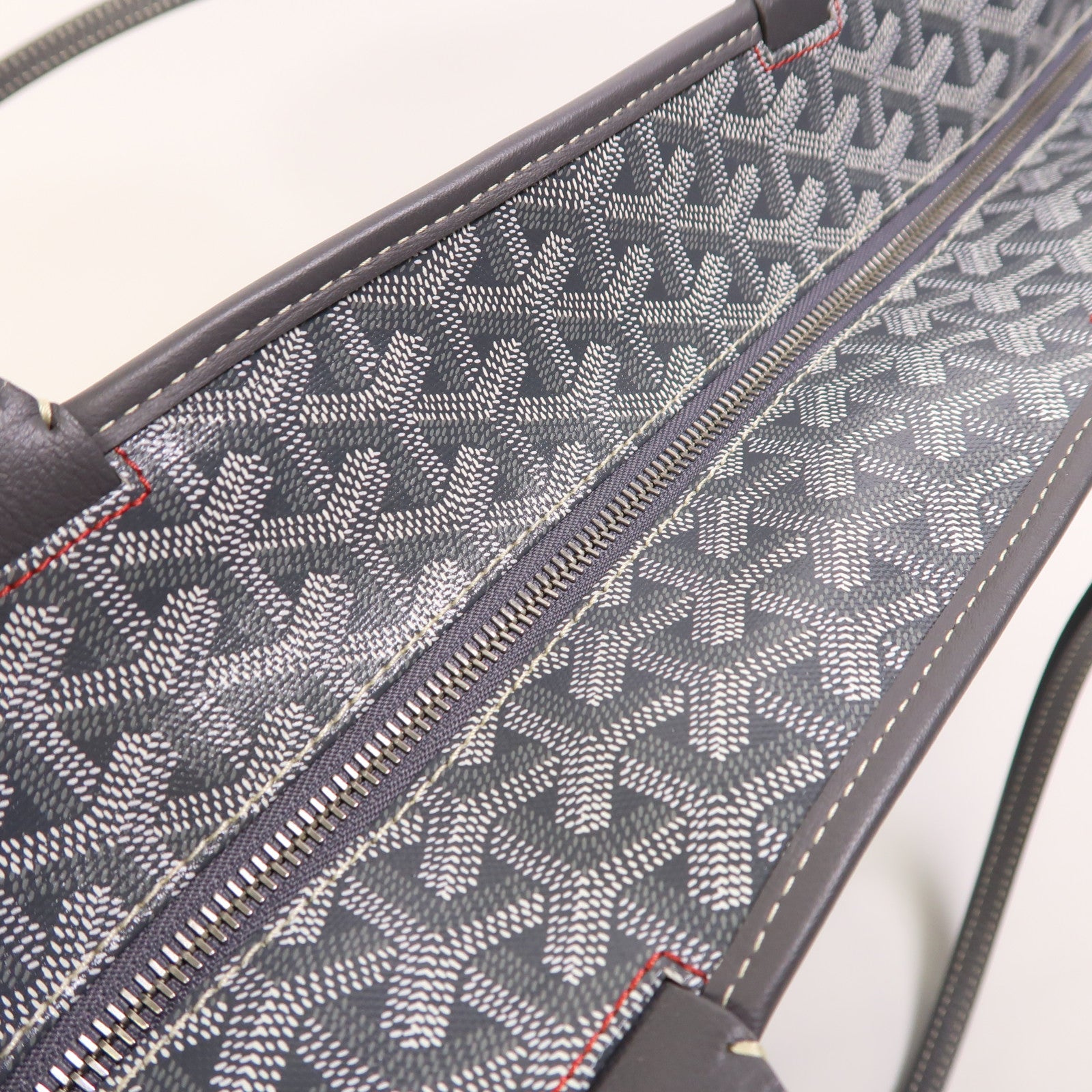 GOYARD 塗層帆布Artis MM銀扣肩背袋