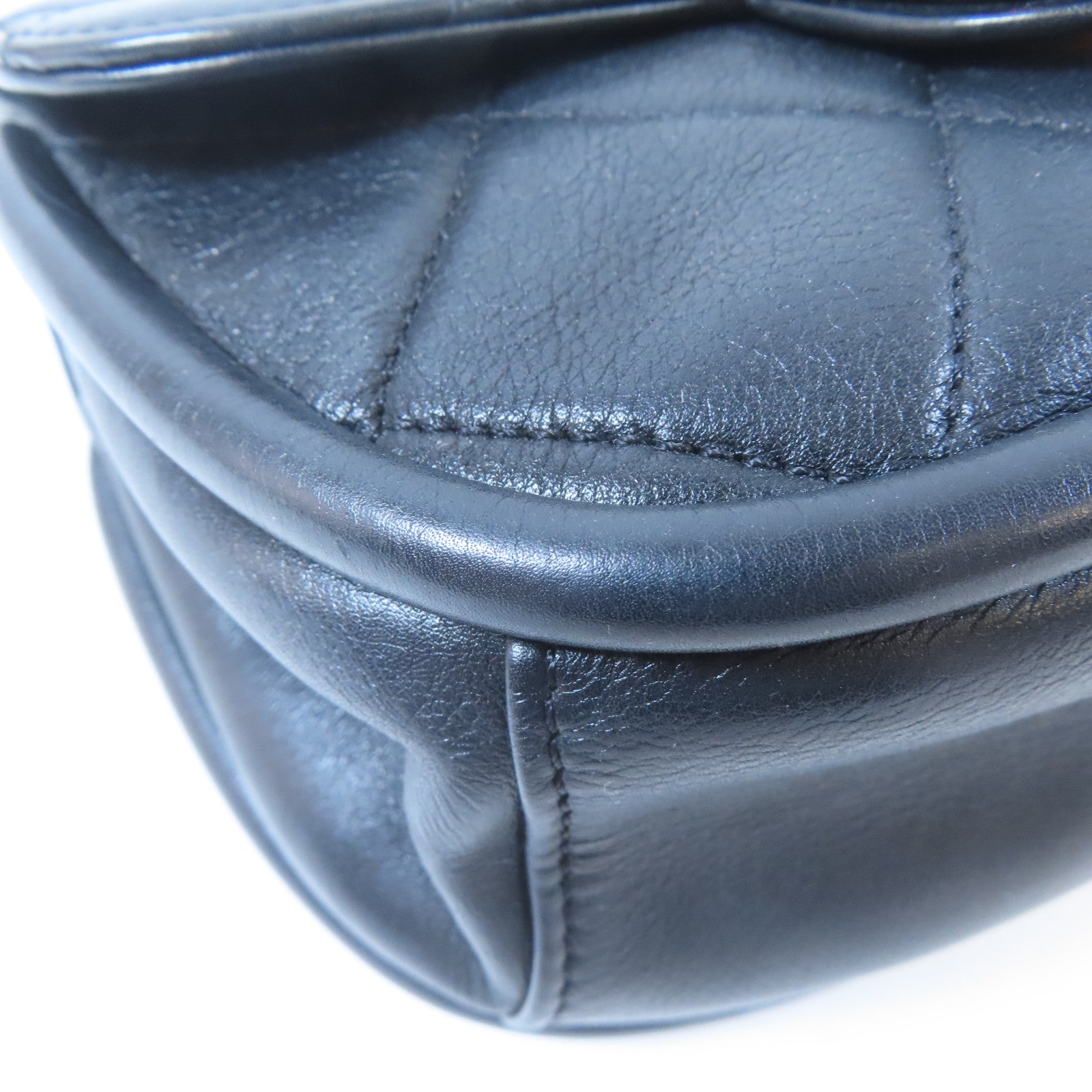 CHANEL 【激減優惠】菱格羊皮皮革Saddle Bag金扣鏈帶手挽肩背兩用袋黑色