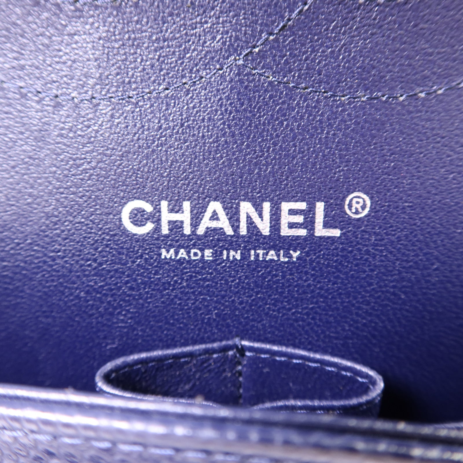 CHANEL 牛皮皮革Large Classic銀扣鏈帶肩背袋