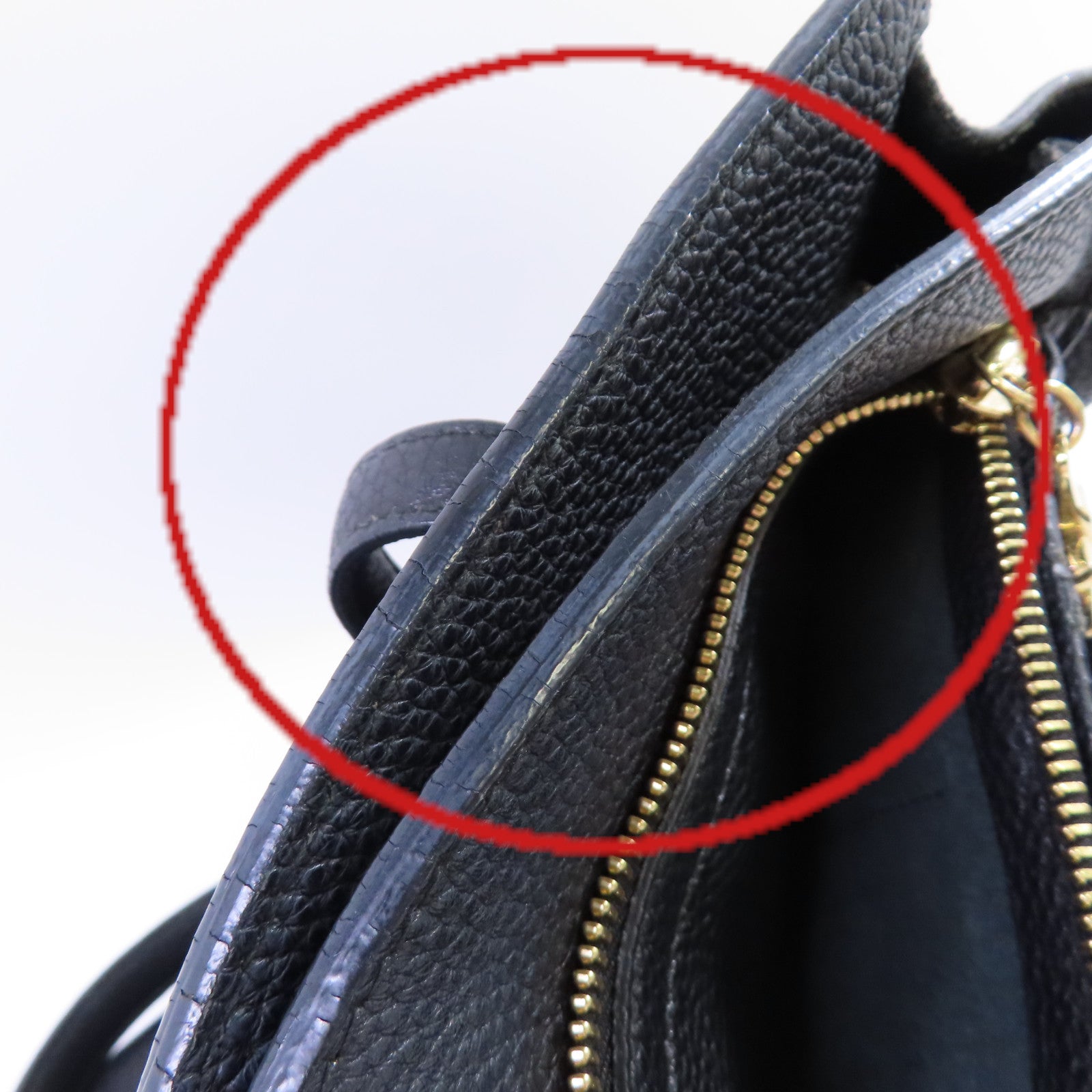 Salvatore Ferragamo 牛皮皮革Shoulder Bag金扣肩背袋黑色