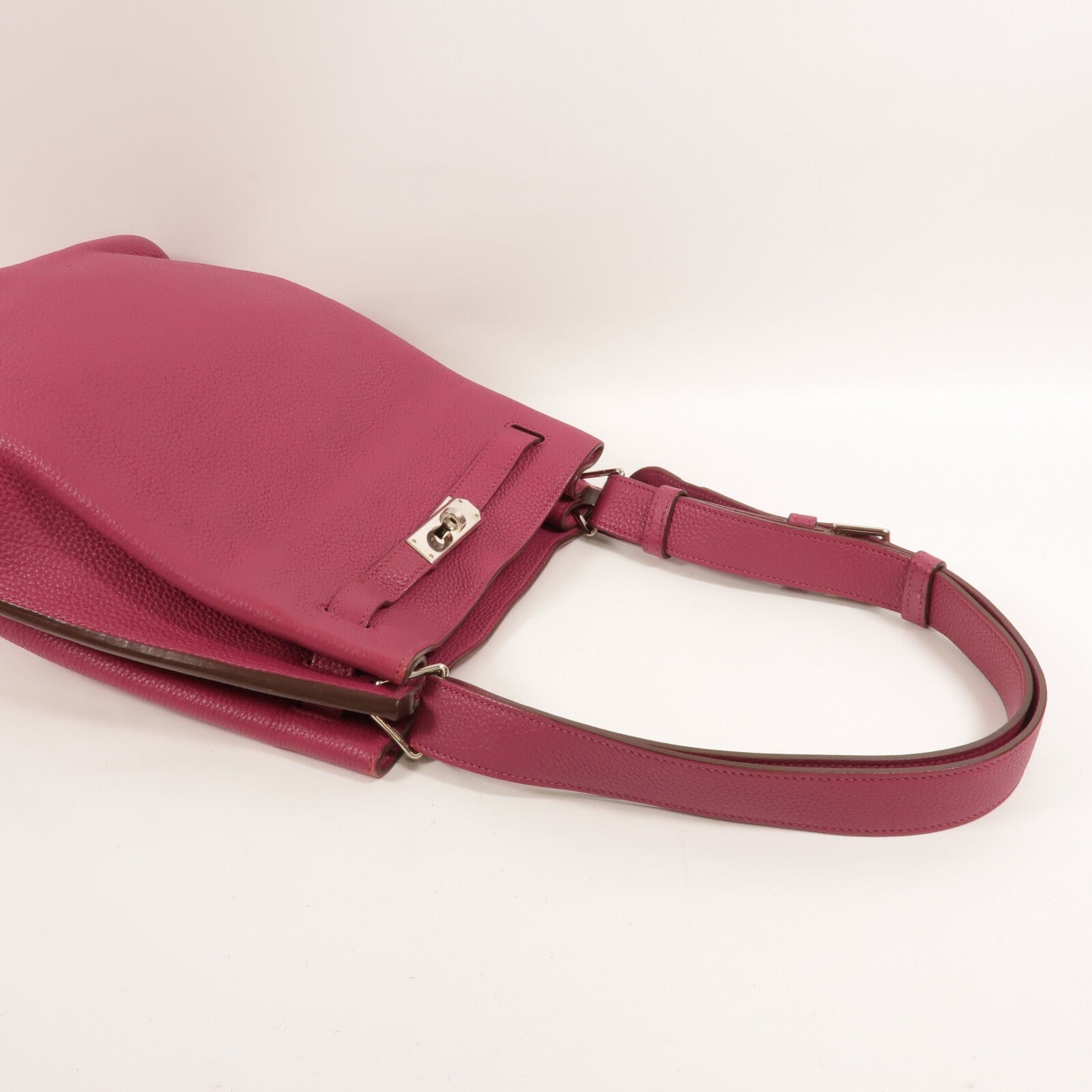 HERMES Clemence皮革So Kelly 22肩背袋Tosca