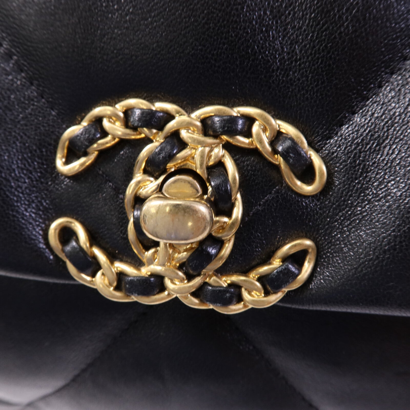 CHANEL 羊皮皮革Chanel 19 Maxi鏈帶肩背袋
