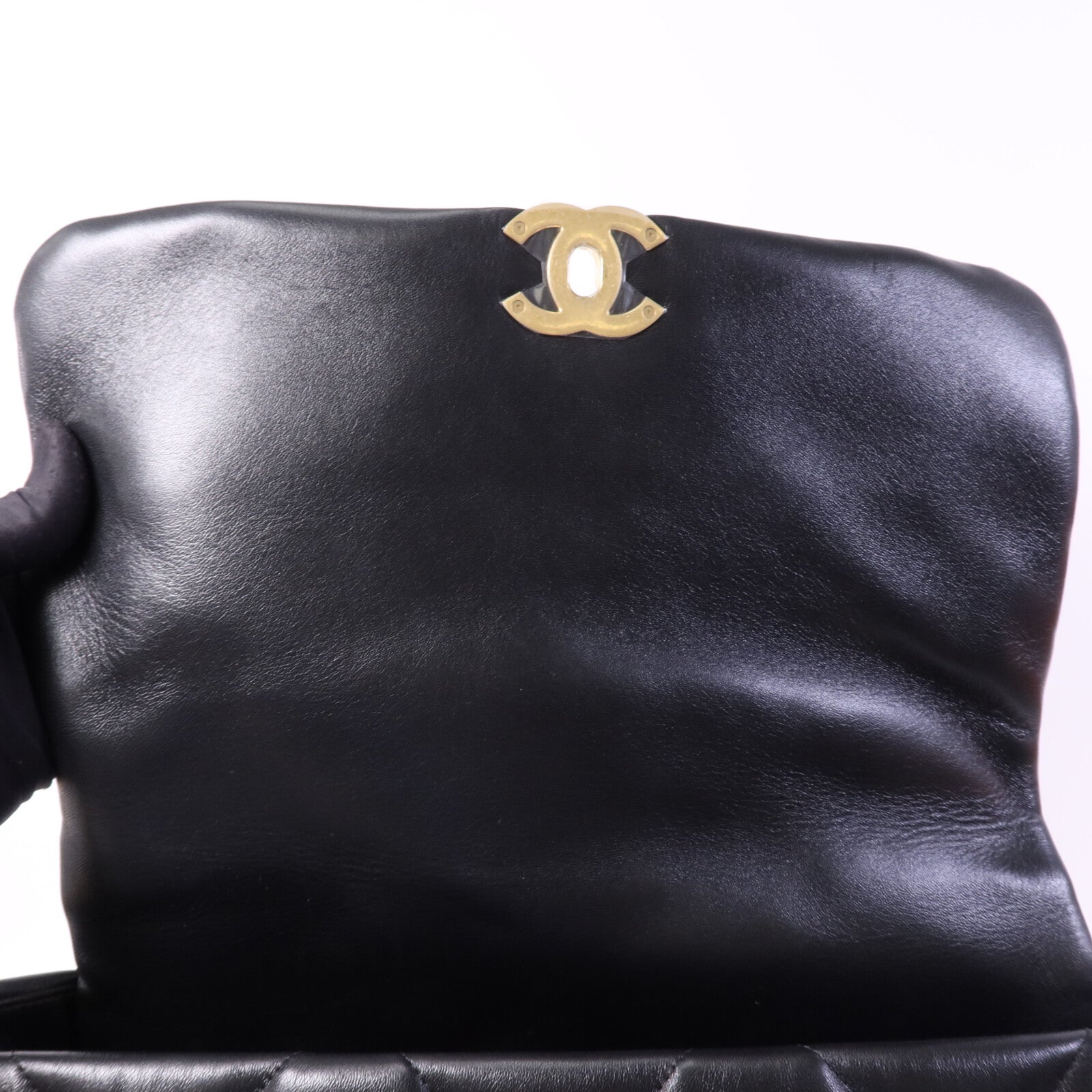 CHANEL 羊皮皮革Chanel 19 Maxi鏈帶肩背袋
