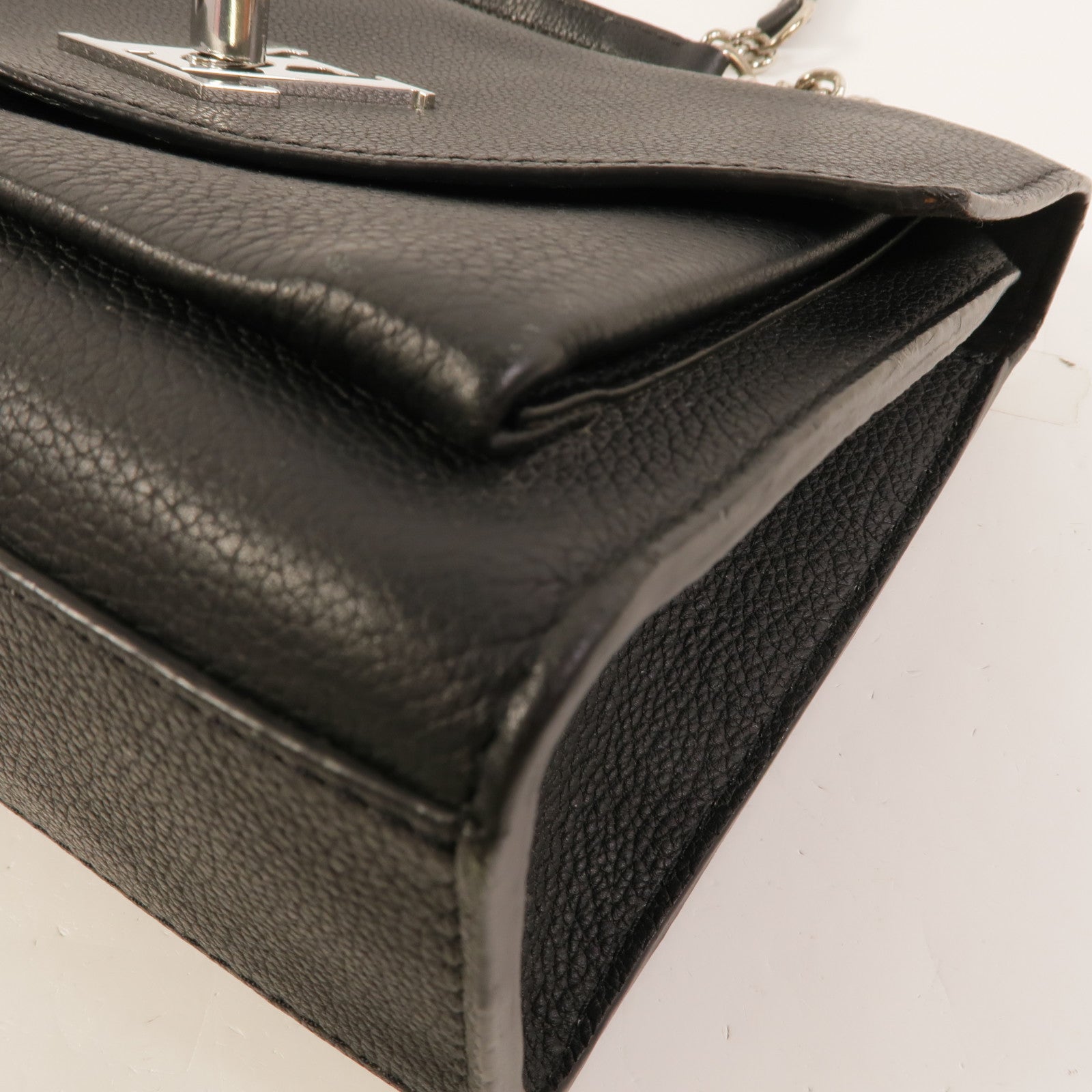 LOUIS VUITTON 牛皮皮革Mylockme銀扣鏈帶肩背袋
