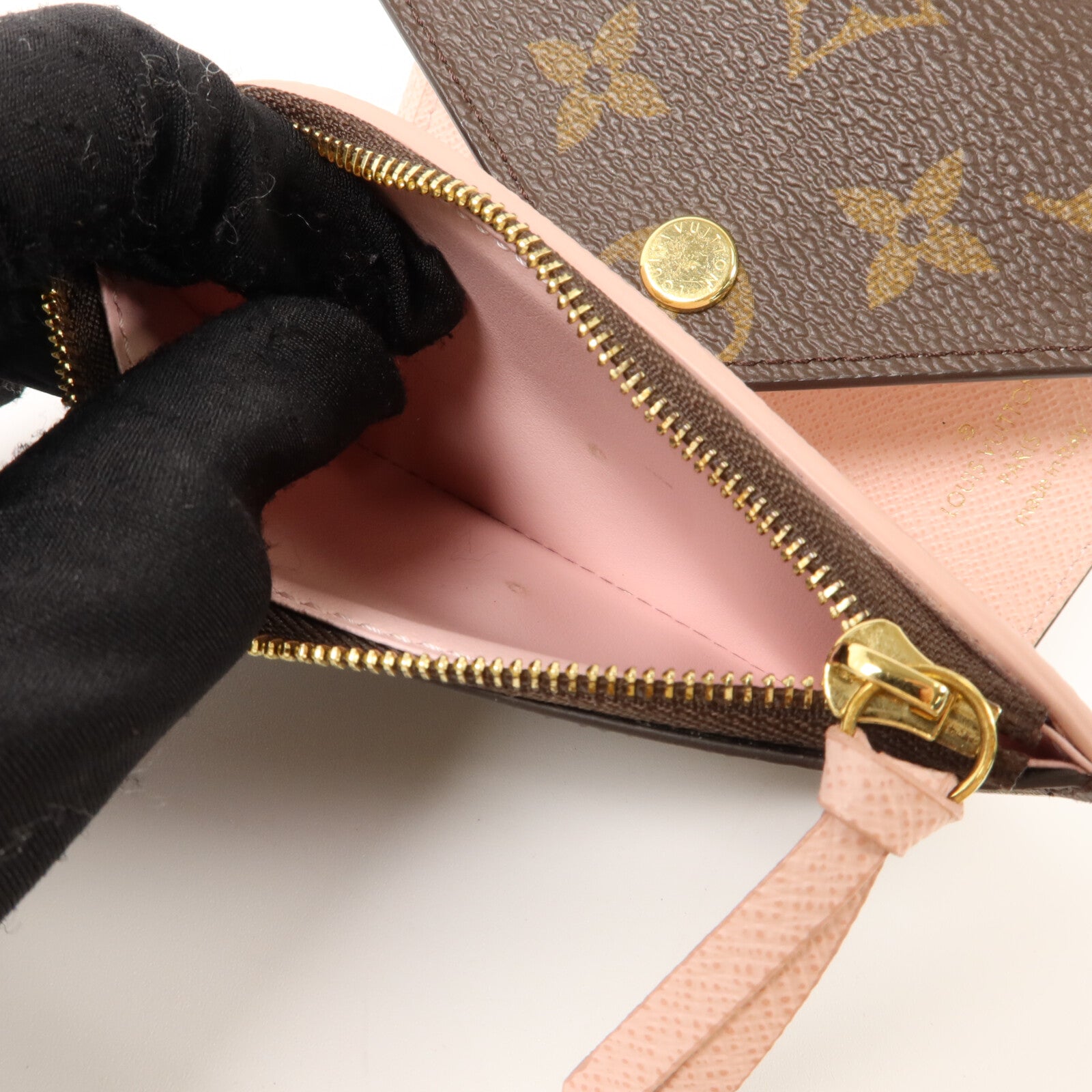 LOUIS VUITTON Monogram Victorine Wallet錢包