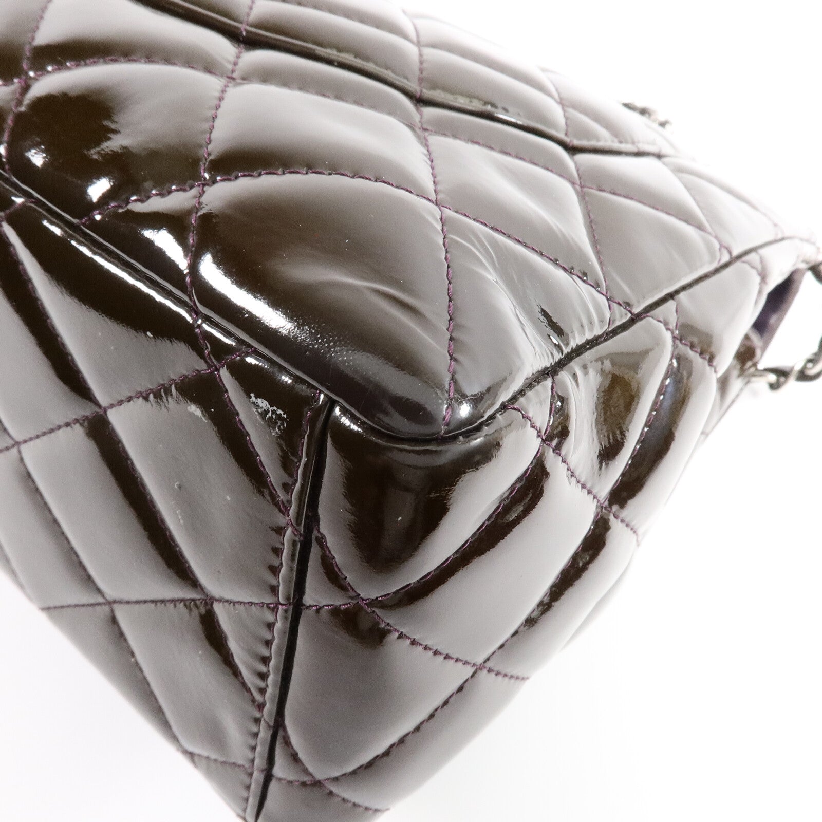 CHANEL 漆皮皮革Maxi Classic鏈帶肩背袋