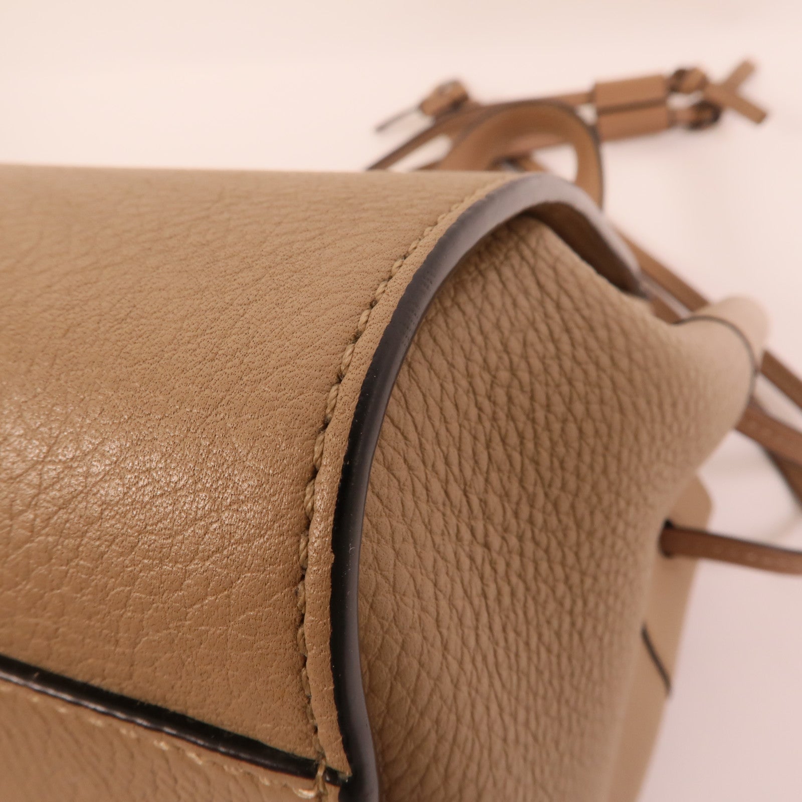 LOEWE 牛皮皮革Hammock Mini手挽肩背兩用袋