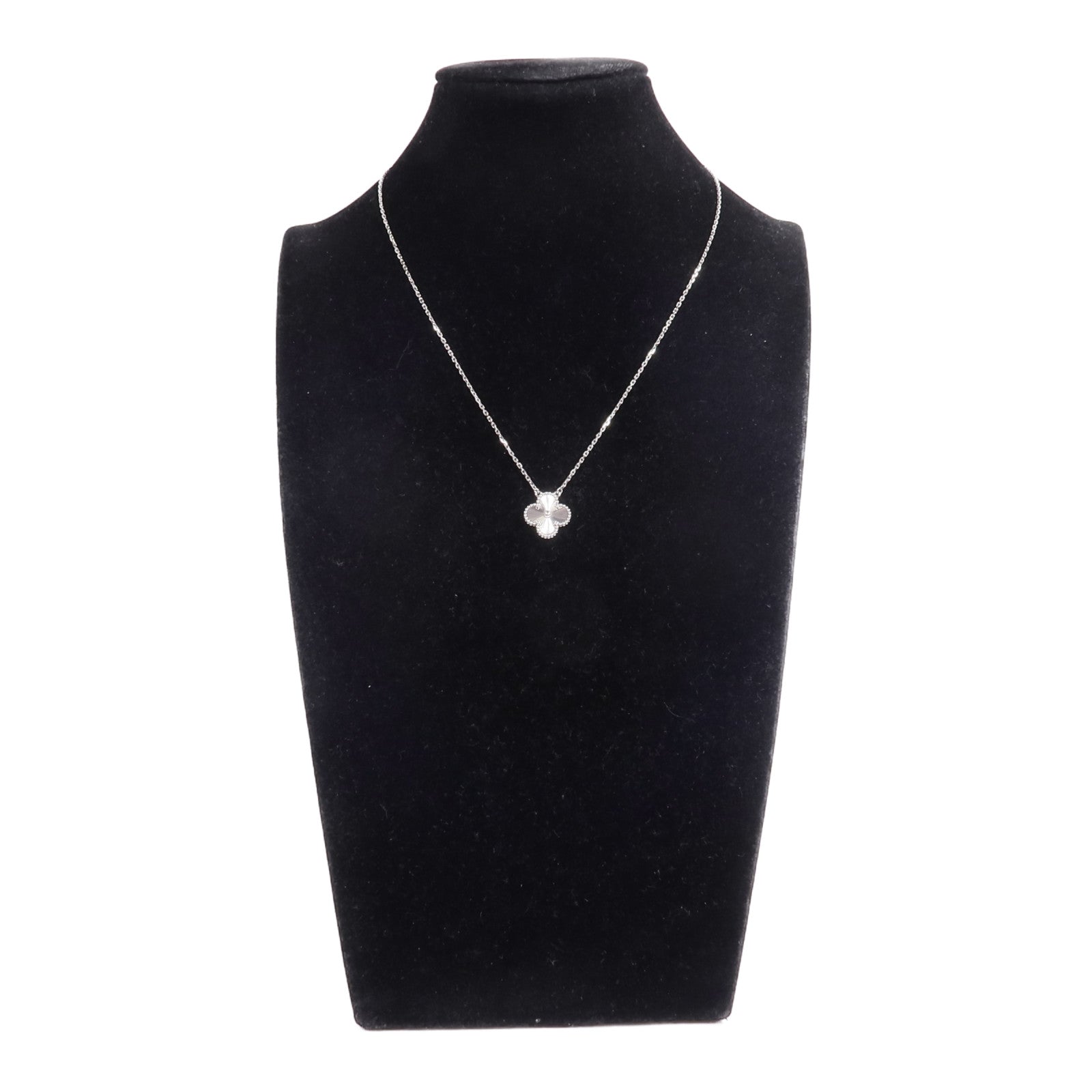 Van Cleef & Arpels 18K白金Vintage Alhambra Pendant項鍊