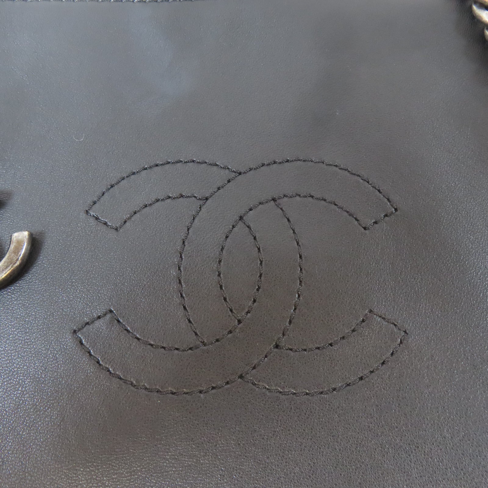 CHANEL 【激減優惠】菱格牛皮皮革Tote Bag銀扣肩背袋黑色