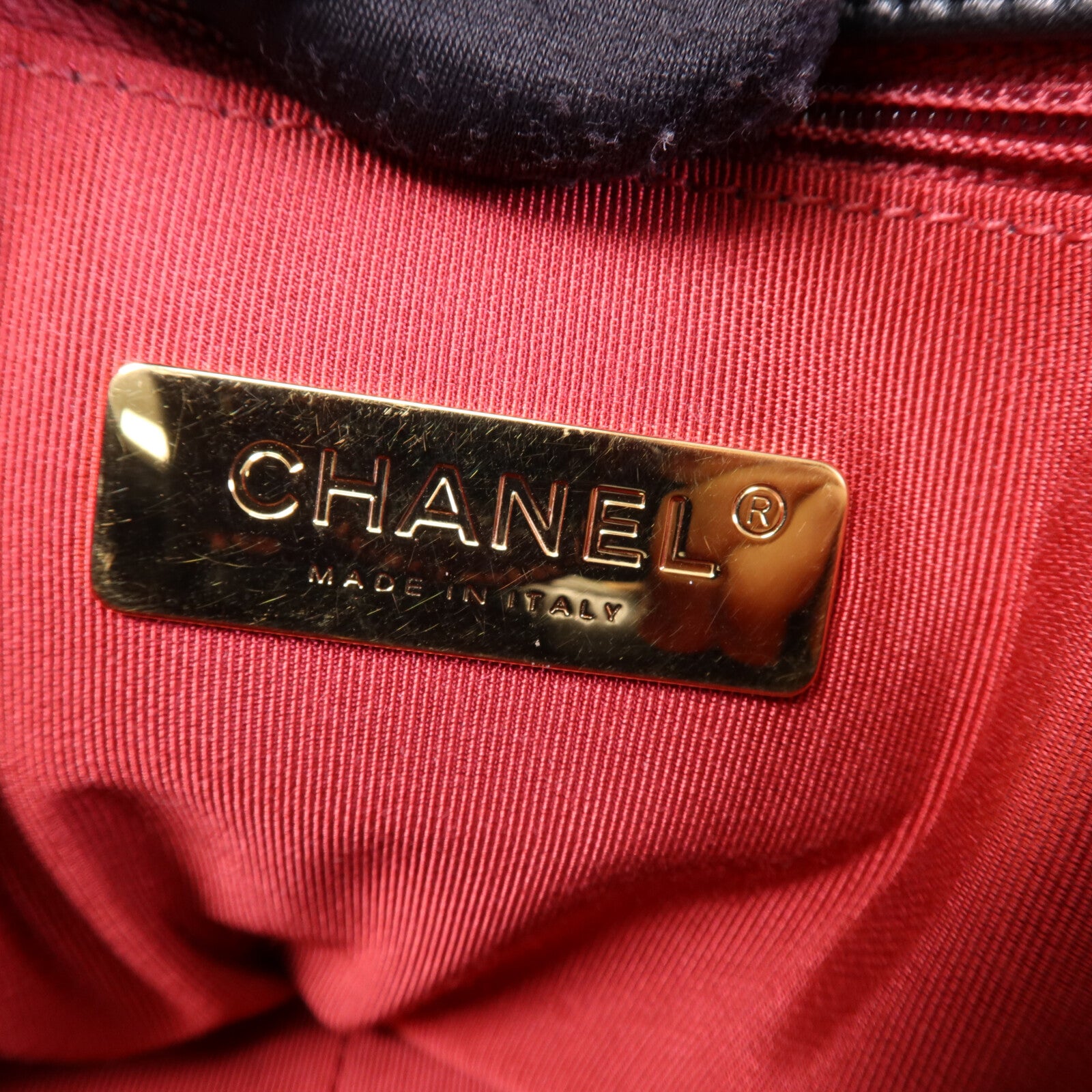 CHANEL 羊皮皮革Chanel 19 Maxi鏈帶肩背袋