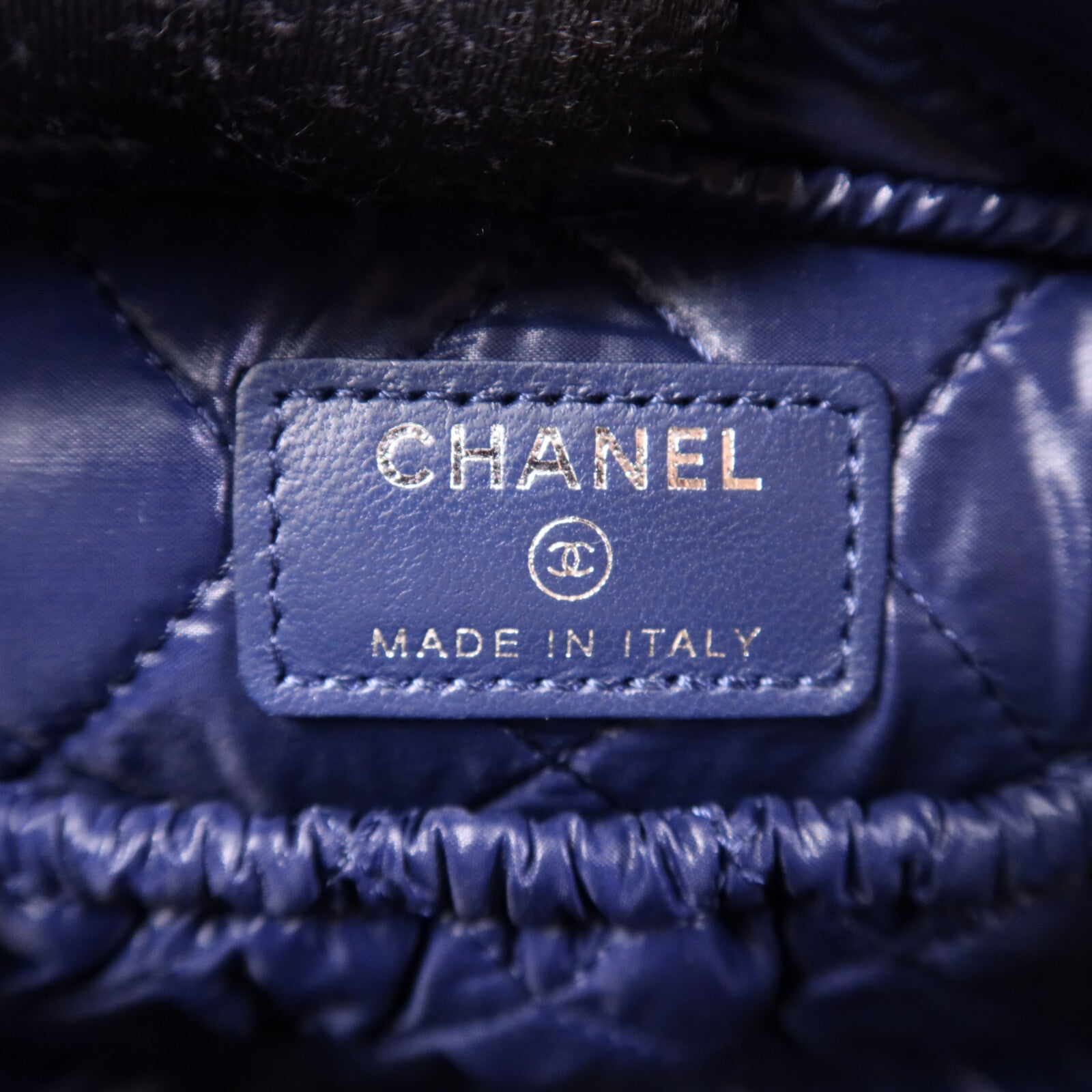 CHANEL 羊皮皮革Pouch銀扣手拿包
