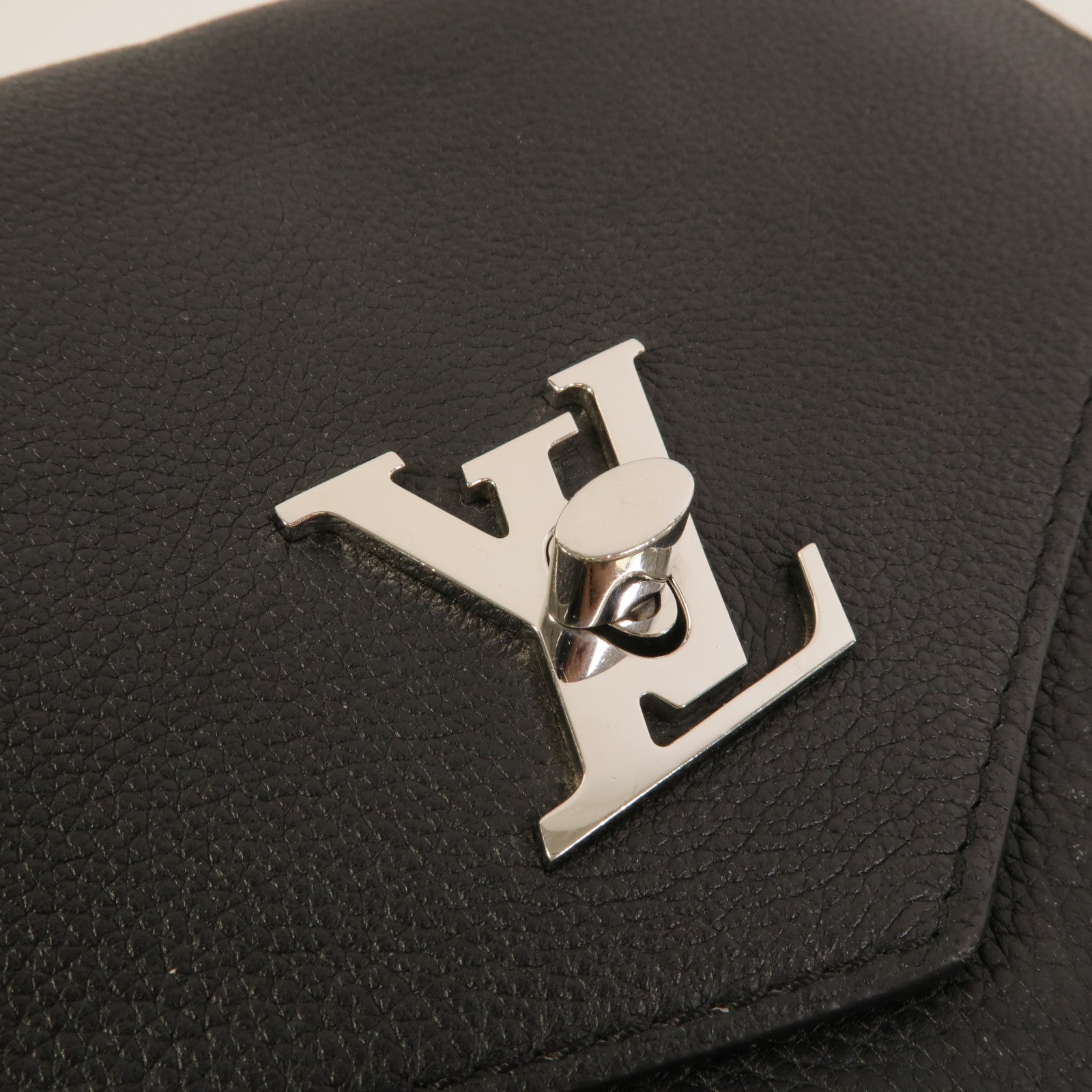 LOUIS VUITTON 牛皮皮革Mylockme銀扣鏈帶肩背袋