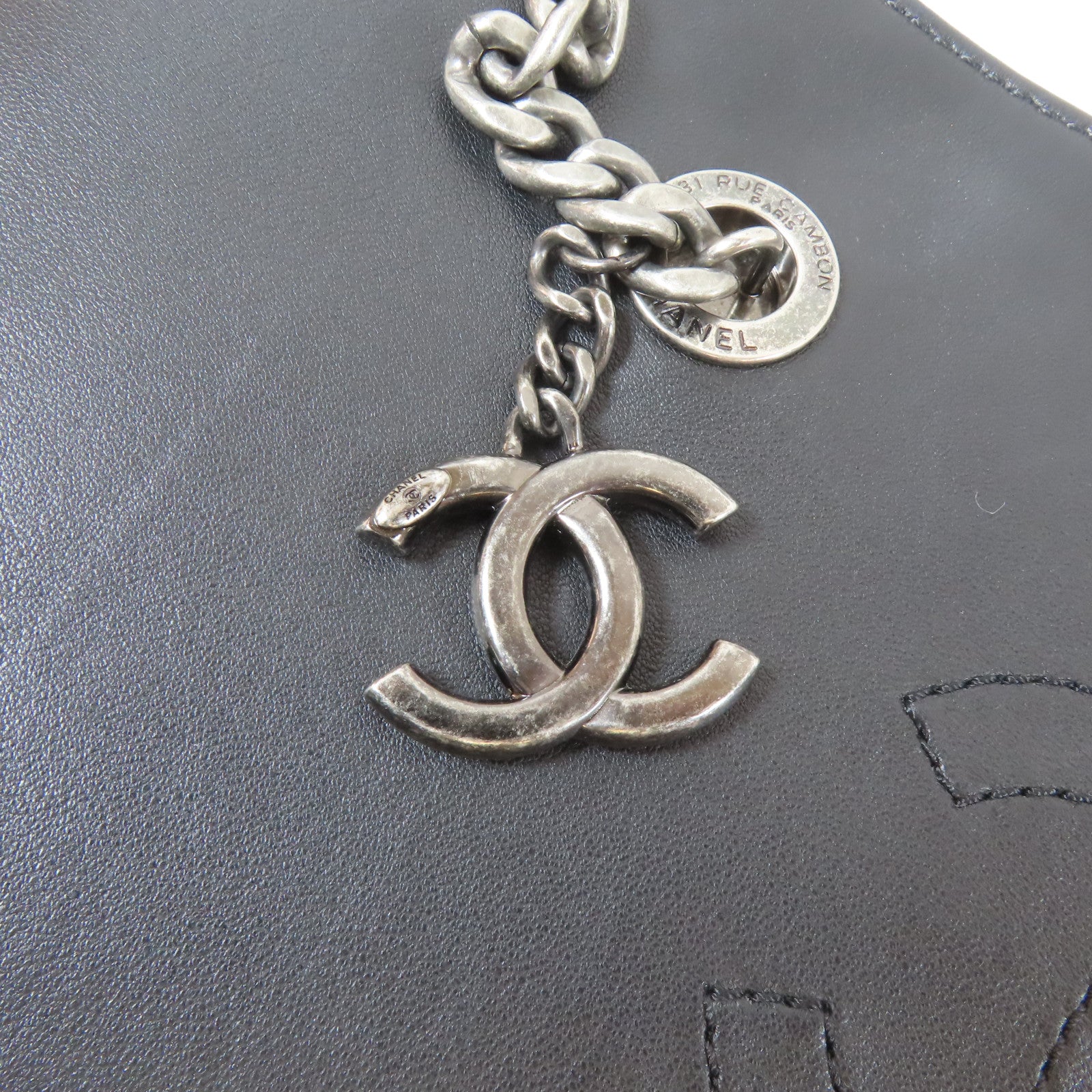 CHANEL 【激減優惠】菱格牛皮皮革Tote Bag銀扣肩背袋黑色