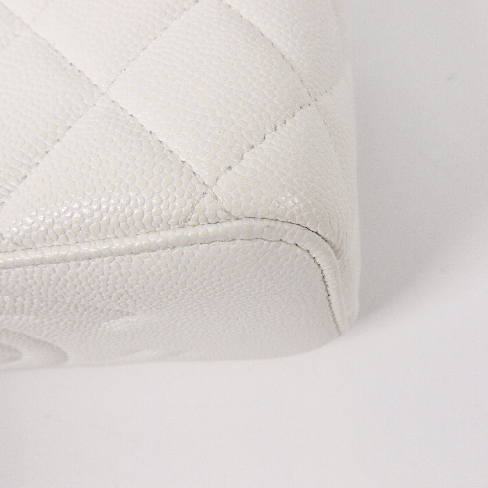 CHANEL 牛皮皮革Vanity Case鏈帶肩背袋
