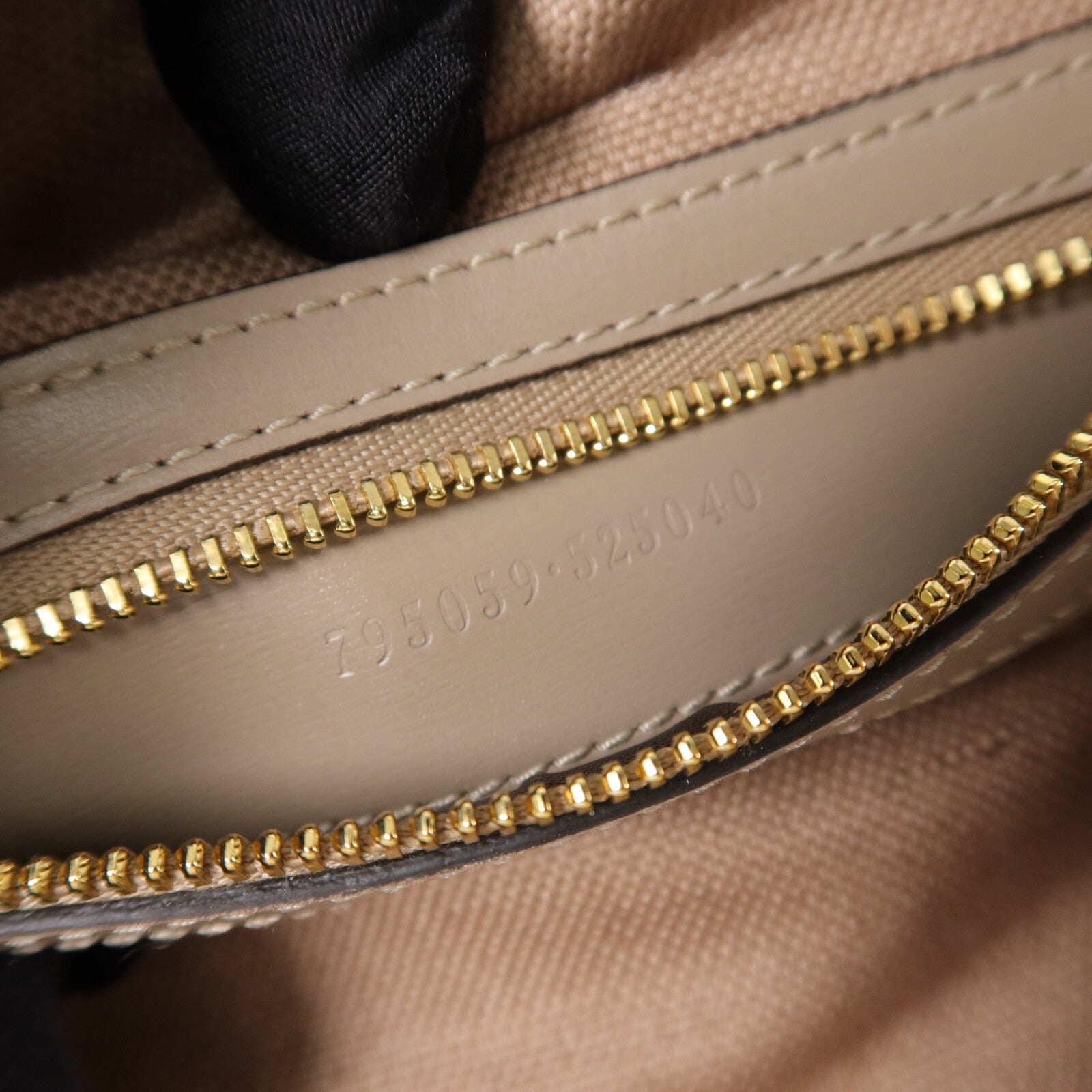 GUCCI 塗層帆布GG Shadow Mini手挽袋
