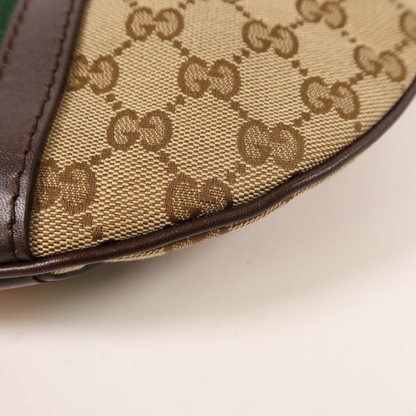 GUCCI 帆布Half Moon Hobo金扣肩背袋