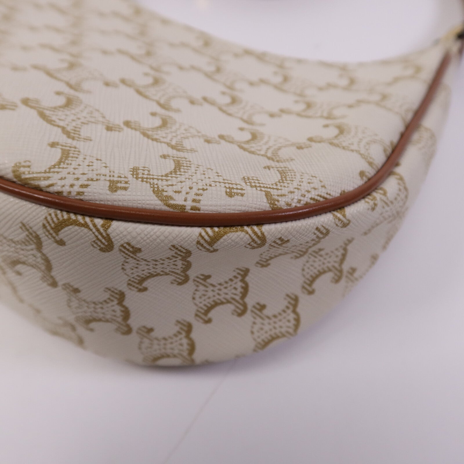 CELINE 塗層帆布Ava金扣肩背袋