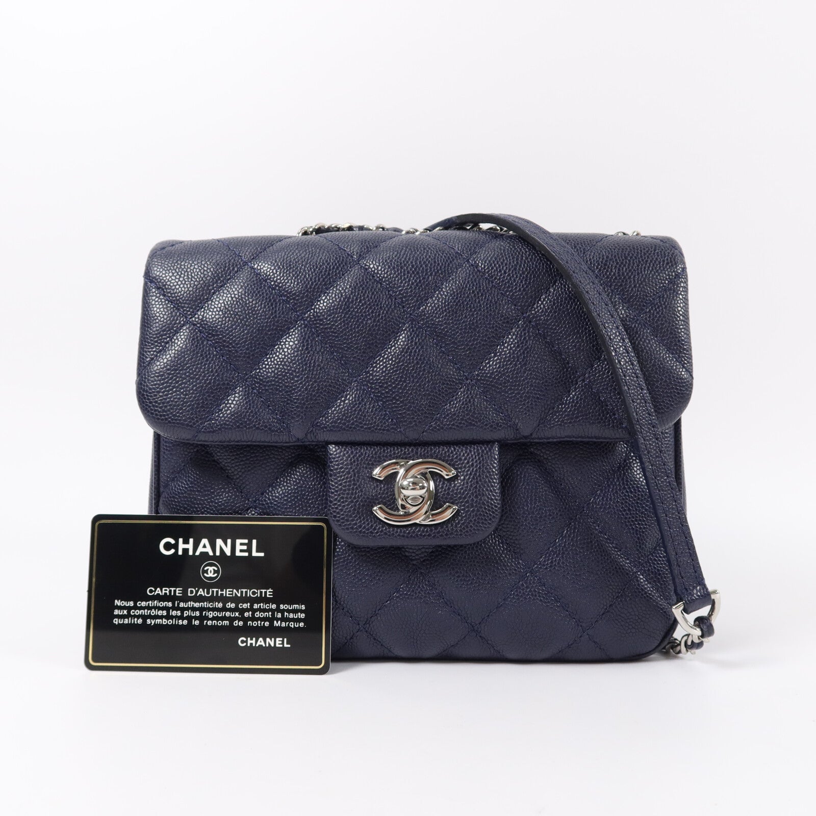 CHANEL 牛皮皮革Urban Companion Flap Bag鏈帶肩背袋