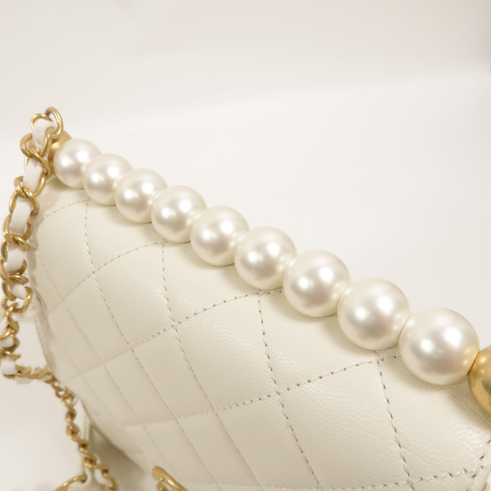 CHANEL 羊皮皮革Small Chic Pearls Flap Bag鏈帶肩背袋