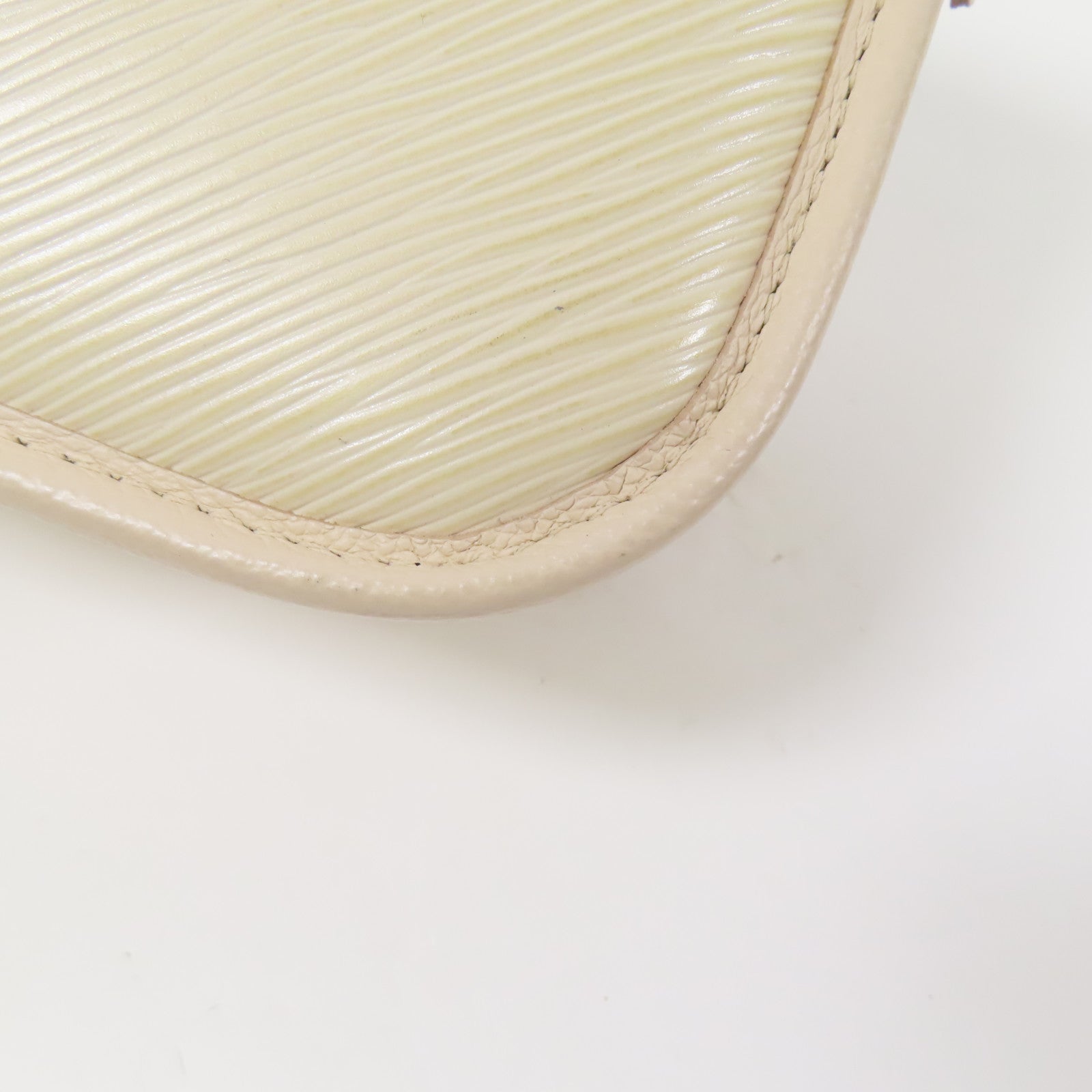 LOUIS VUITTON Epi Buci銀扣肩背袋