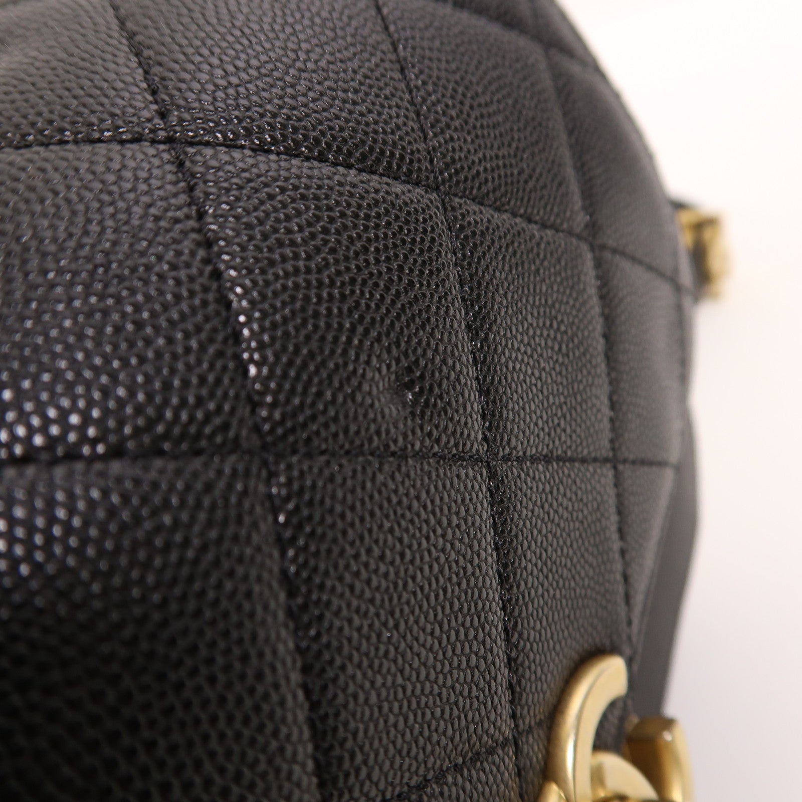 CHANEL 牛皮皮革Shoulder Bag金扣肩背袋